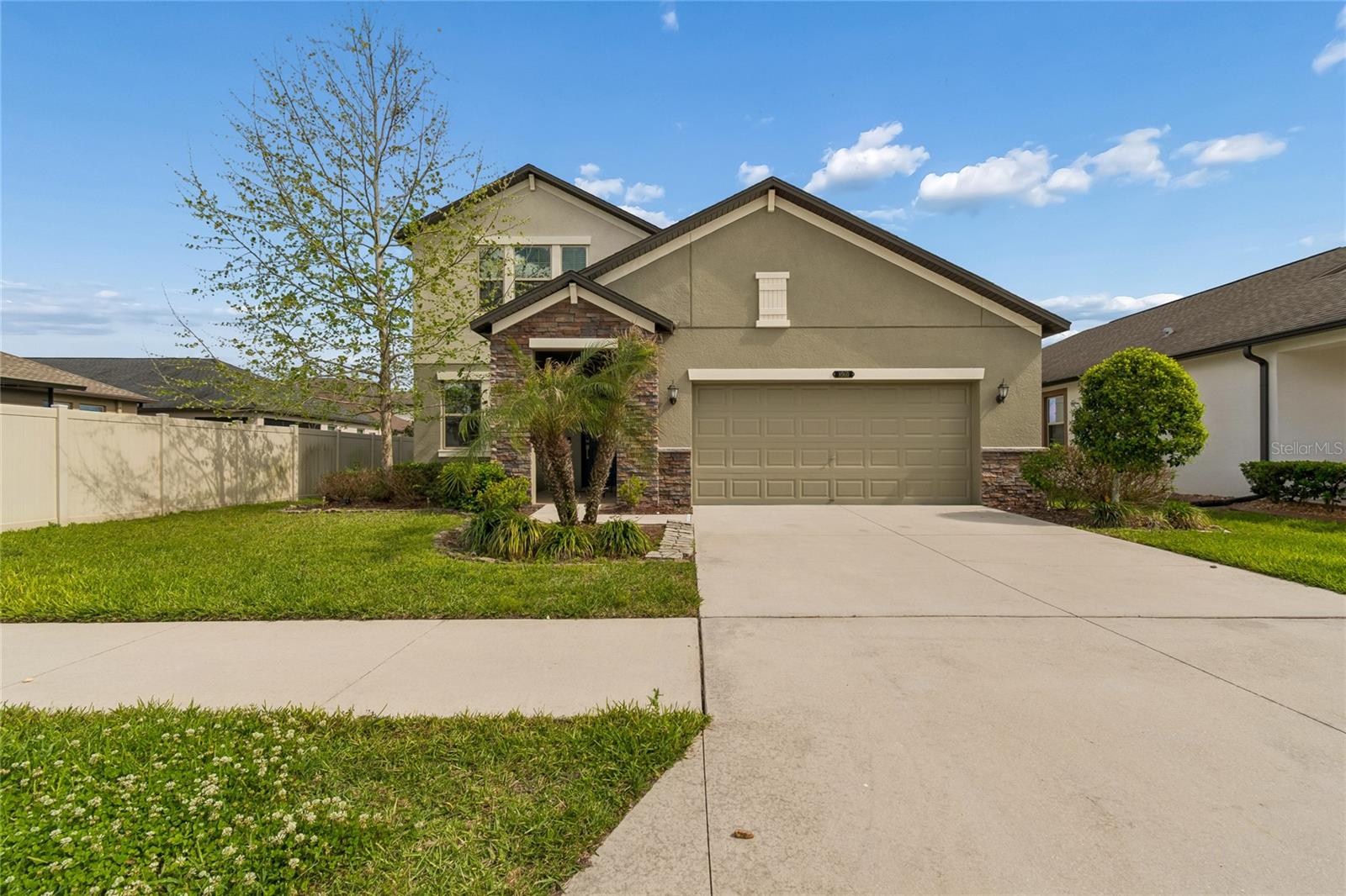 Single Family Residence in LAND O LAKES, FL - Daniel Dourado