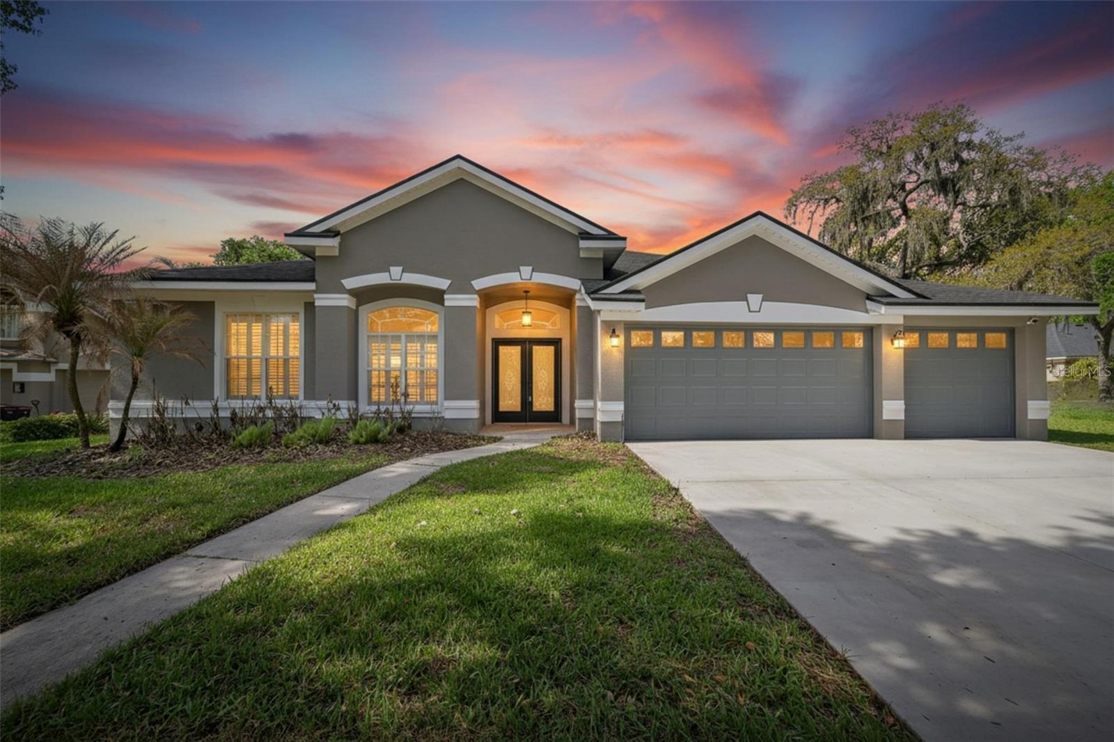 Single Family Residence in LITHIA, FL - Daniel Dourado