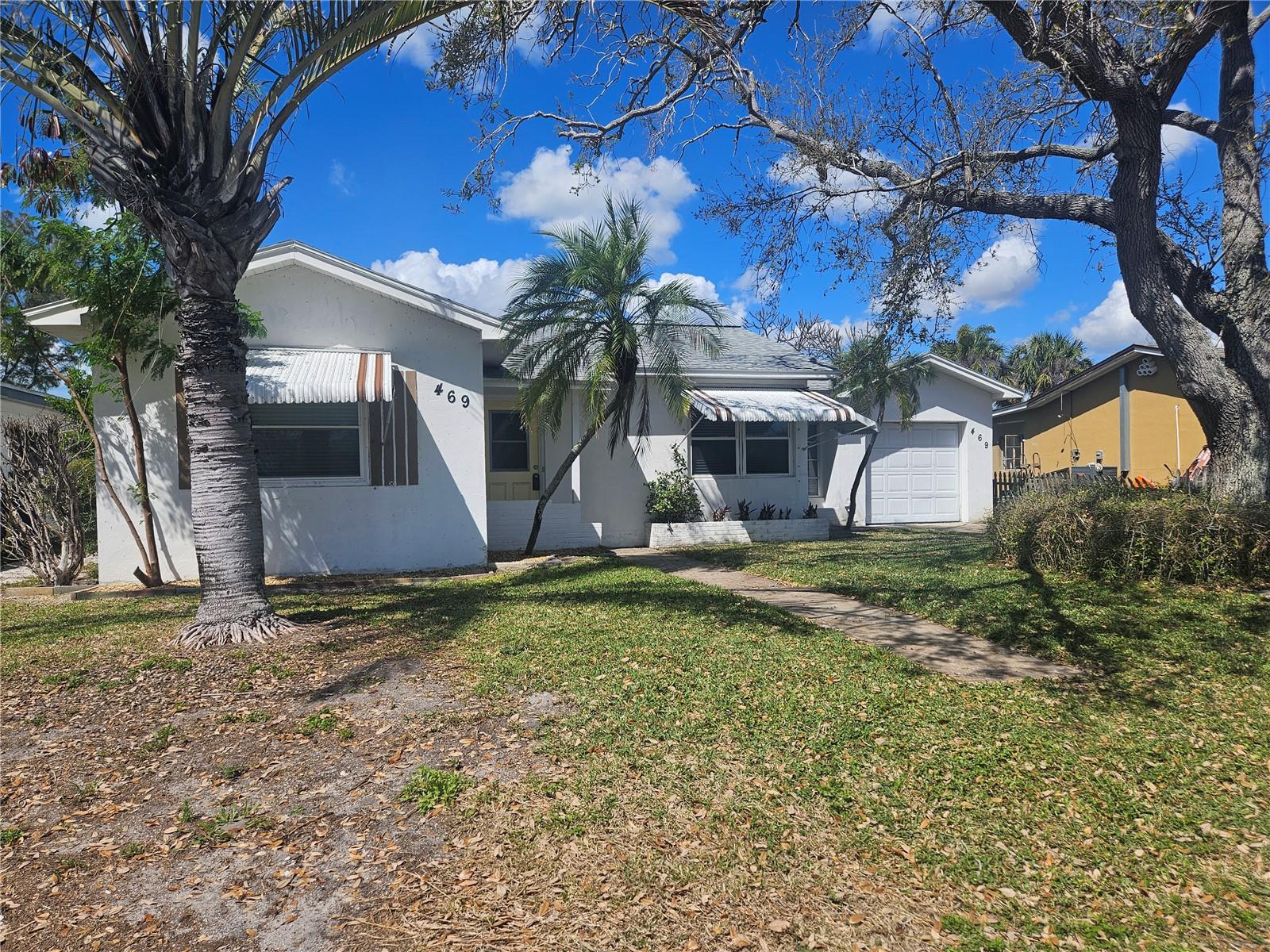 Single Family Residence in ST PETE BEACH, FL - Daniel Dourado