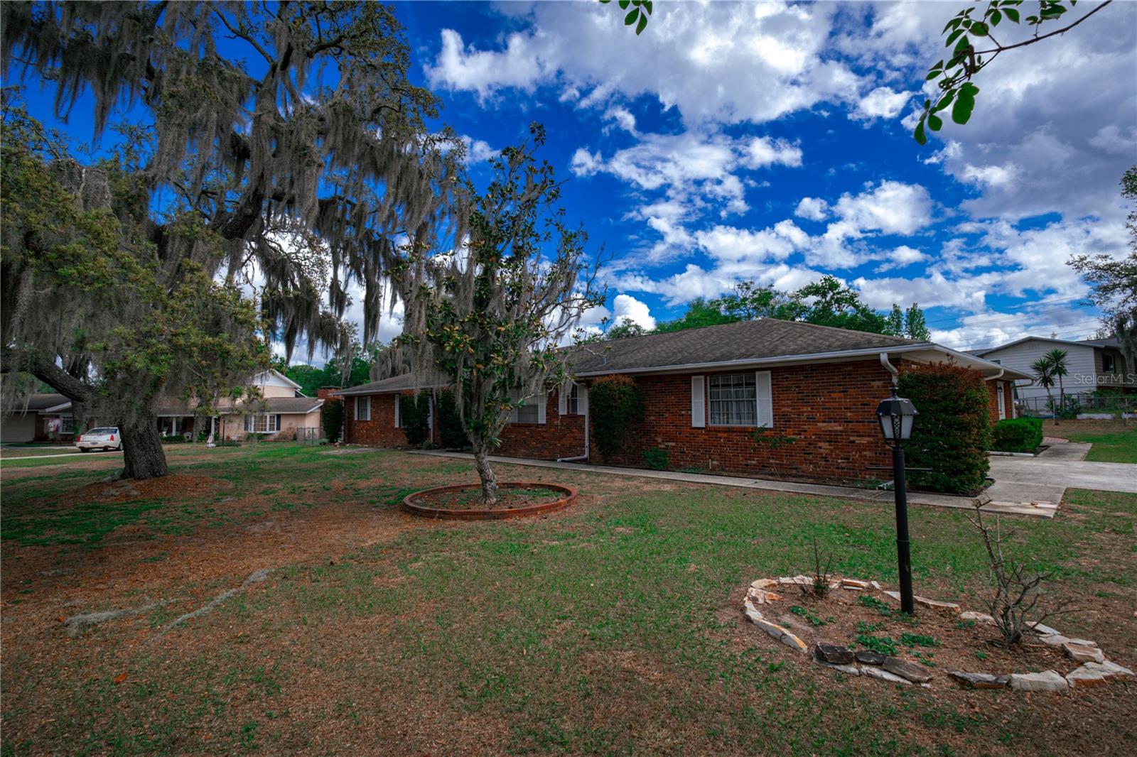Single Family Residence in LAKELAND, FL - Daniel Dourado