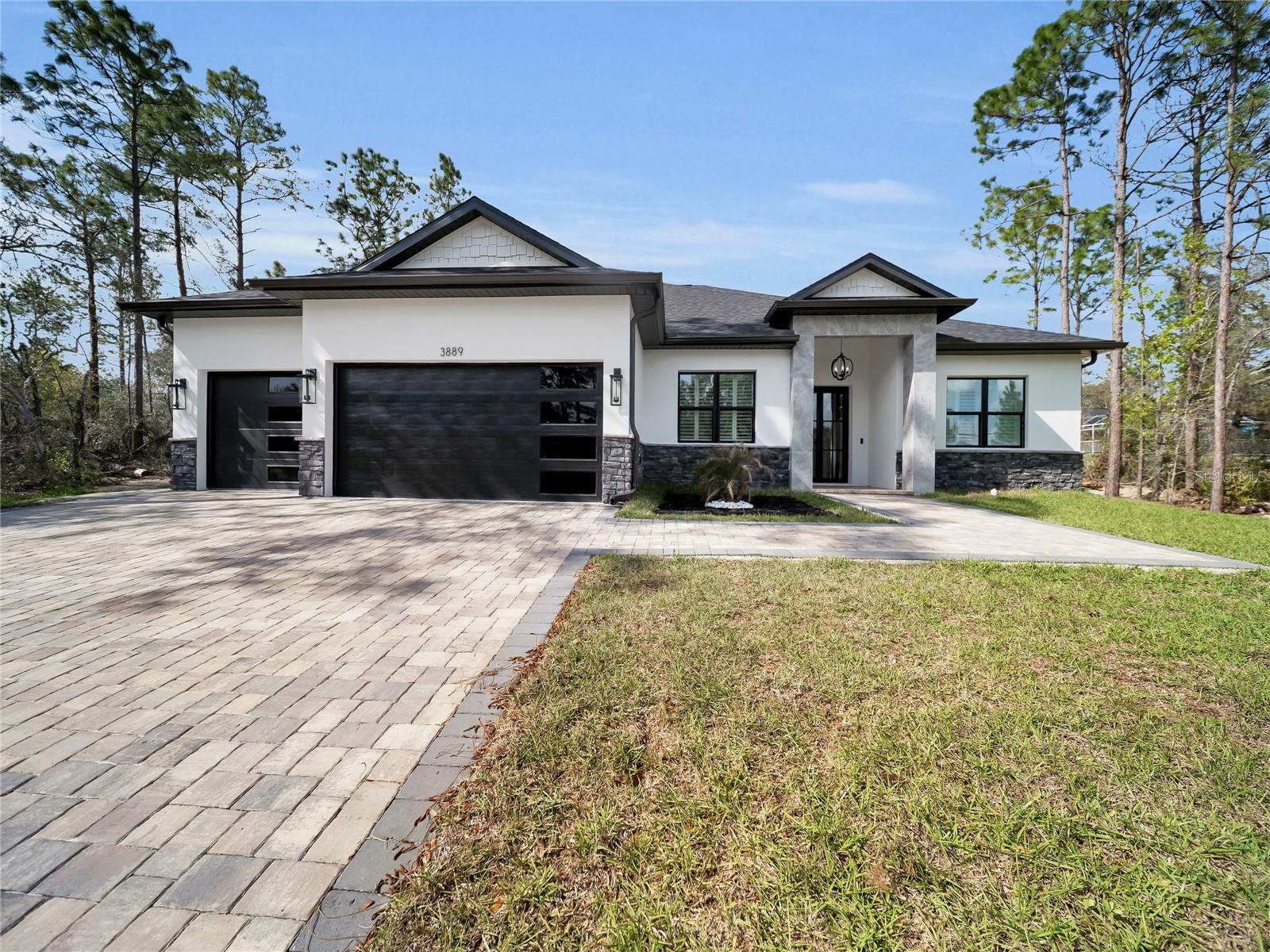 Single Family Residence em DUNNELLON, FL - Daniel Dourado