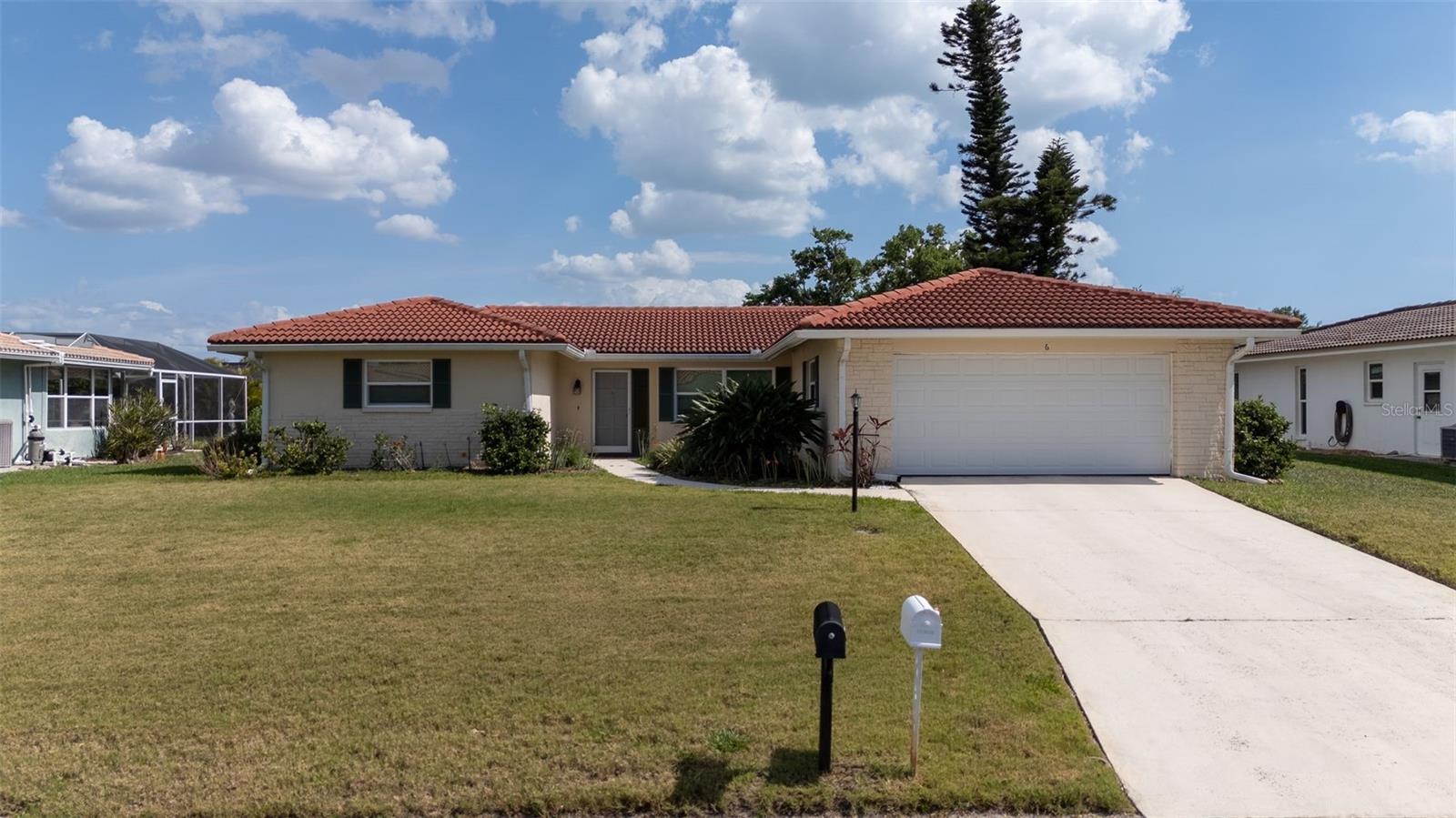 Single Family Residence em ENGLEWOOD, FL - Daniel Dourado