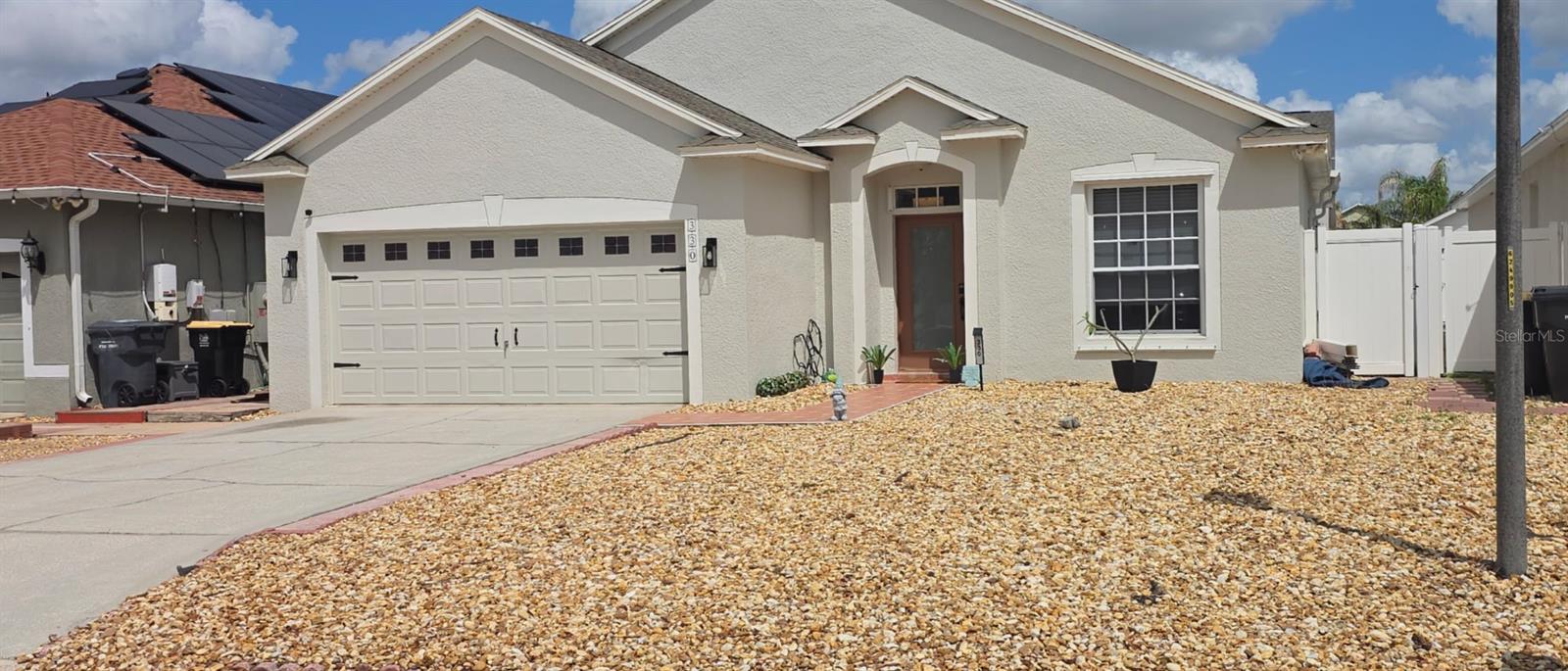 Single Family Residence in DAVENPORT, FL - Daniel Dourado