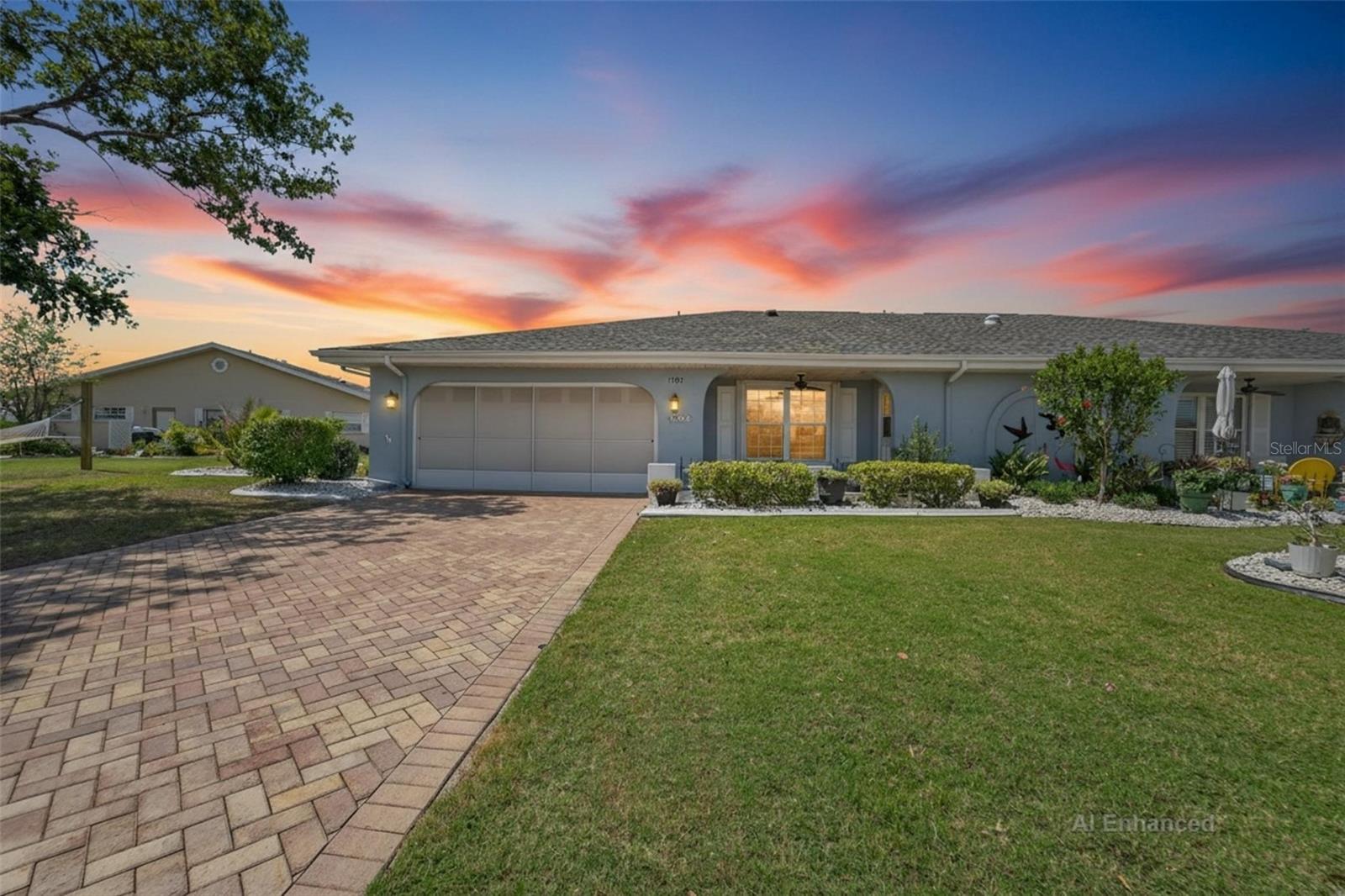 Single Family Residence in SUN CITY CENTER, FL - Daniel Dourado