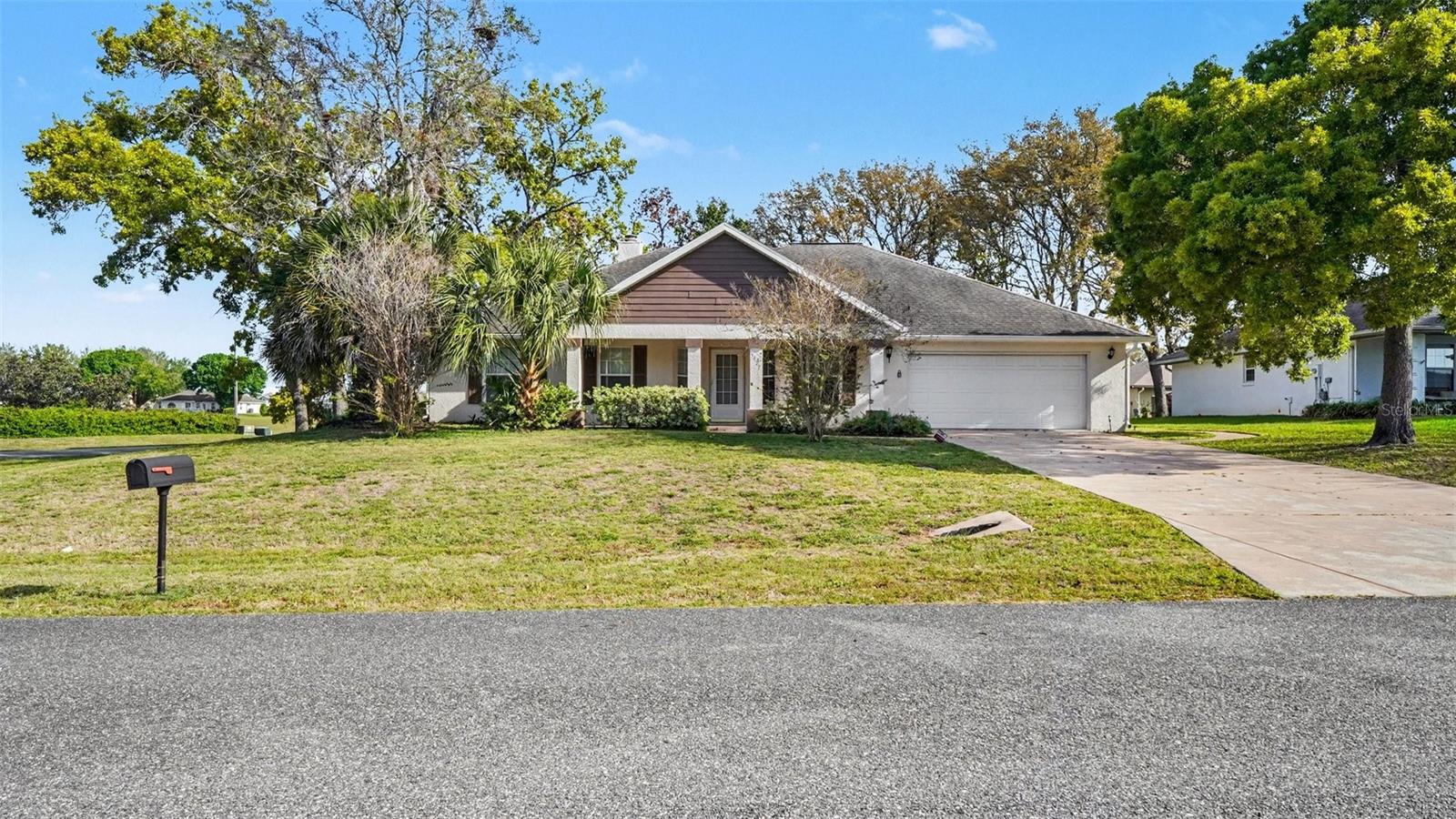 Single Family Residence in OCALA, FL - Daniel Dourado