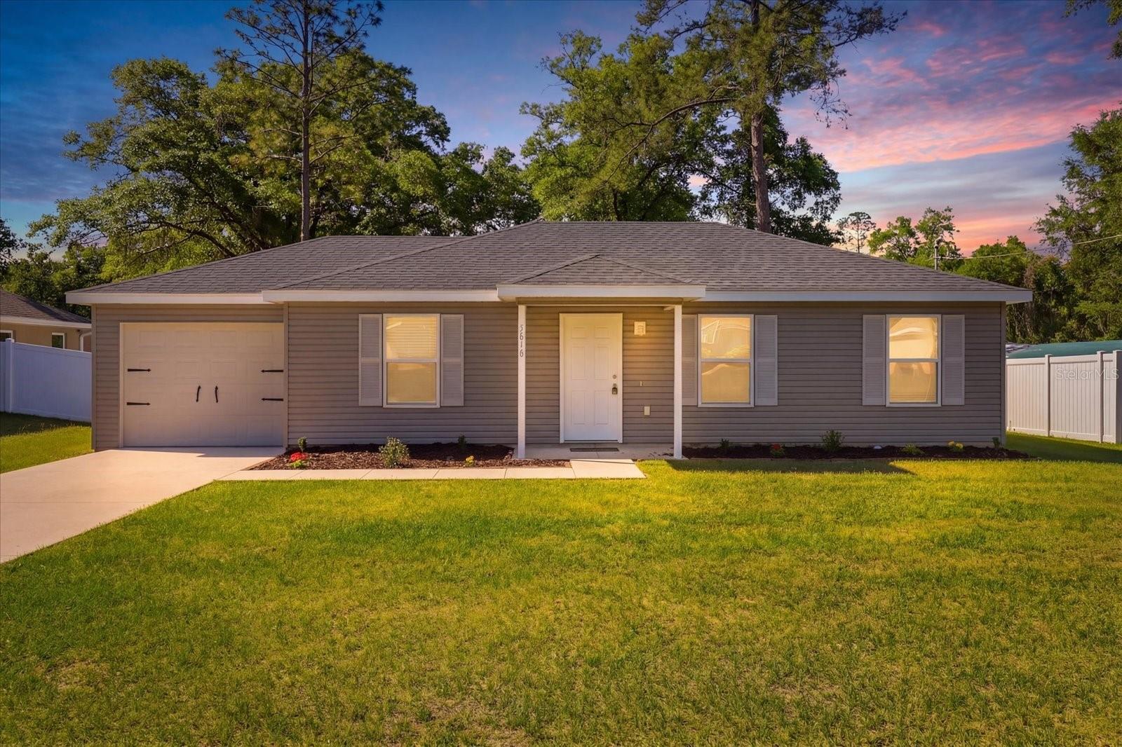 Single Family Residence in OCALA, FL - Daniel Dourado