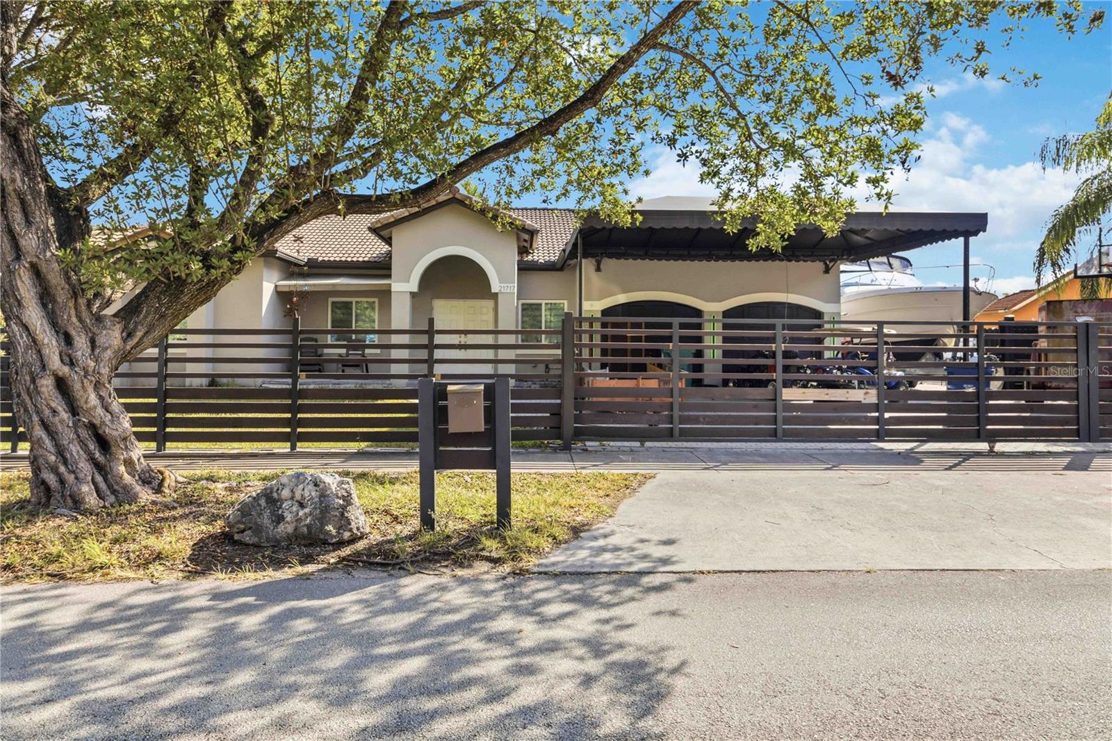 Single Family Residence em MIAMI, FL - Daniel Dourado