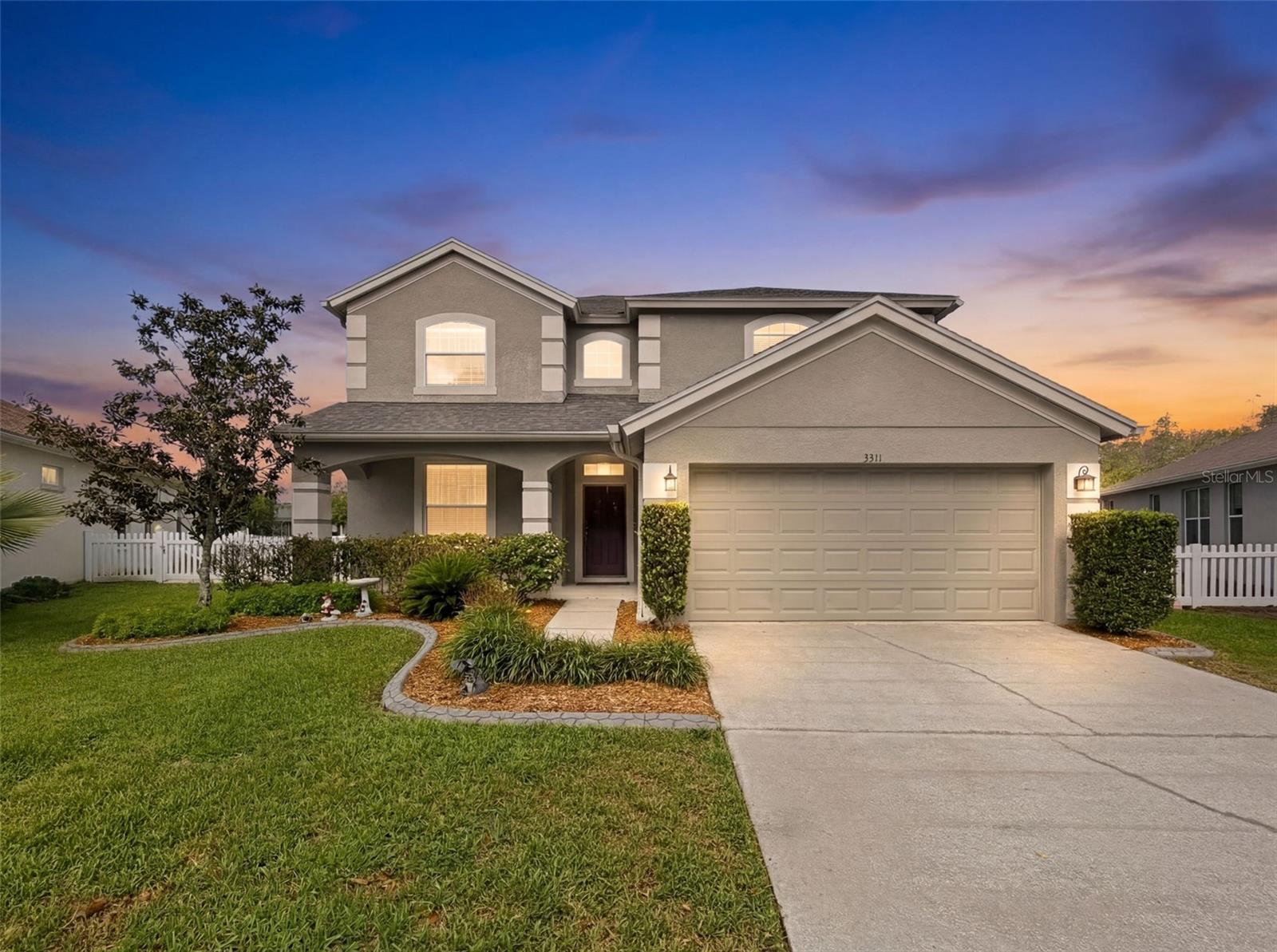 Single Family Residence in WESLEY CHAPEL, FL - Daniel Dourado