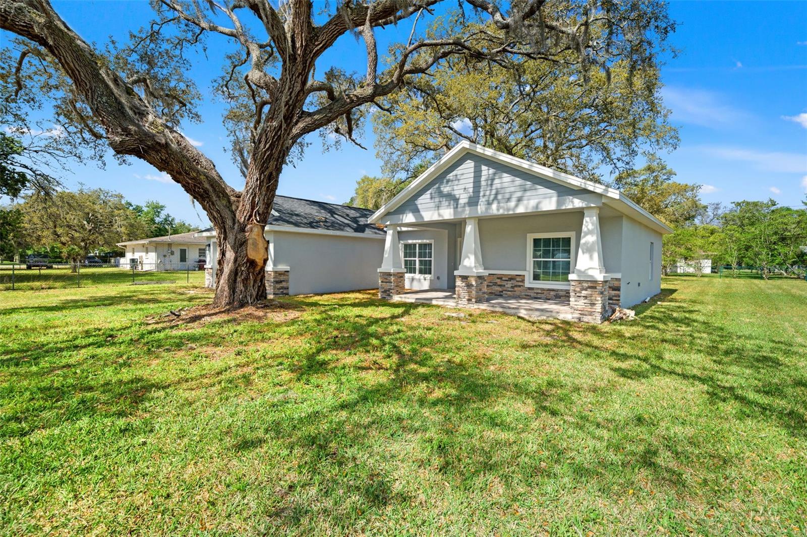Single Family Residence in BROOKSVILLE, FL - Daniel Dourado