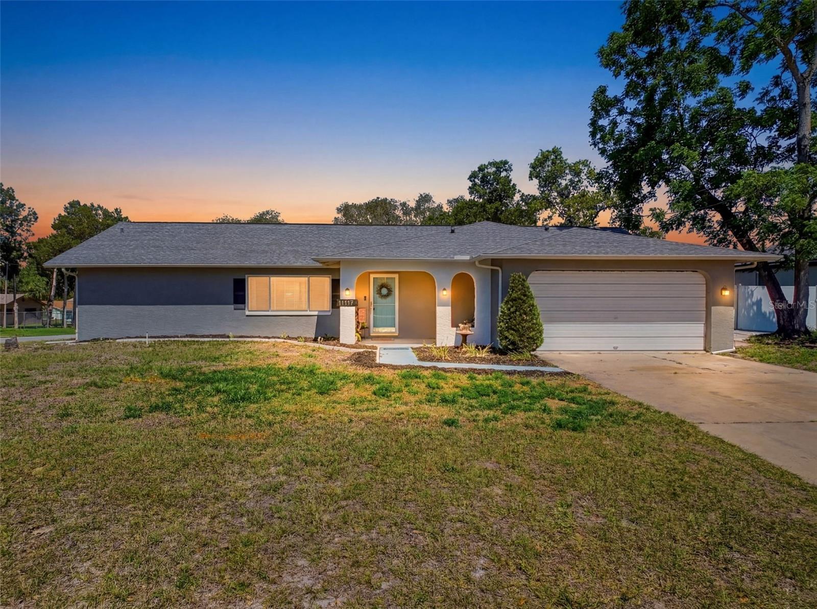 Single Family Residence em SPRING HILL, FL - Daniel Dourado