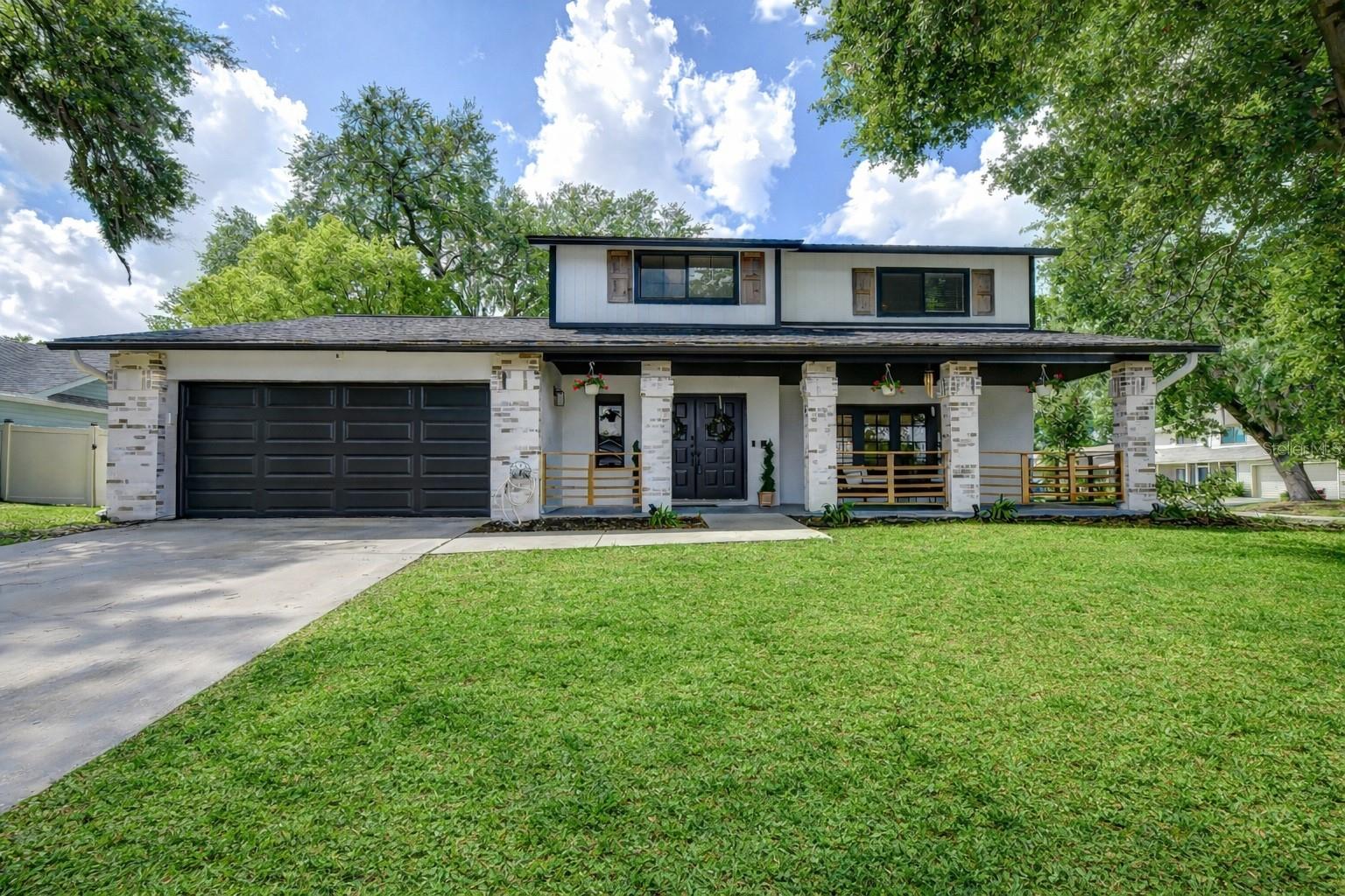 Single Family Residence em BRANDON, FL - Daniel Dourado