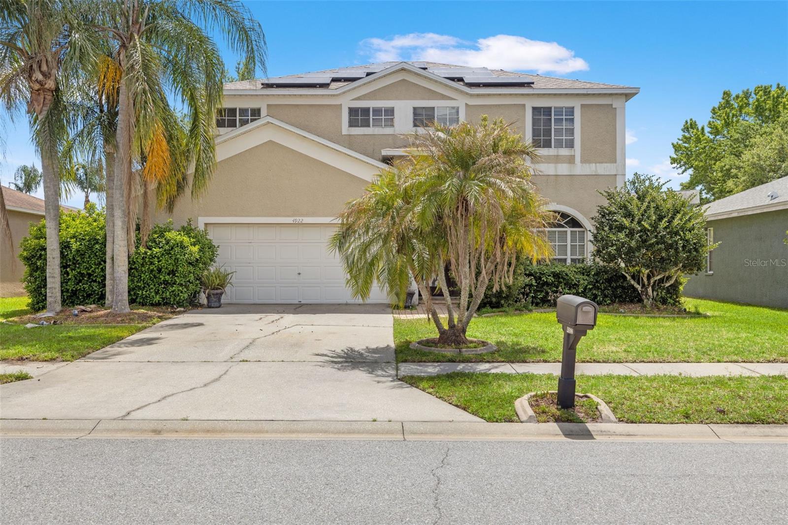Single Family Residence in OLDSMAR, FL - Daniel Dourado