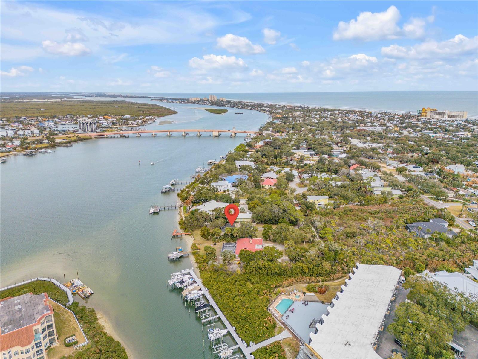 Single Family Residence in NEW SMYRNA BEACH, FL - Daniel Dourado