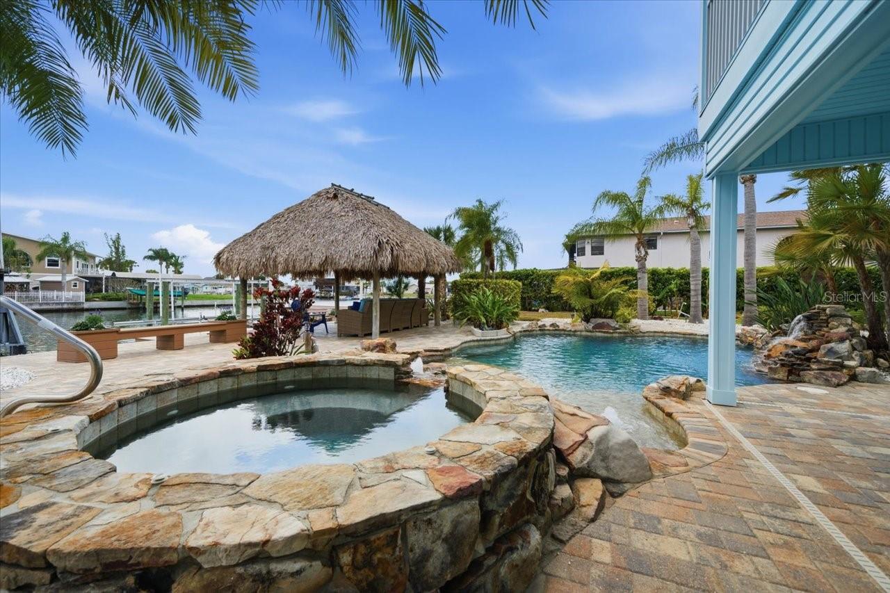 Single Family Residence in HERNANDO BEACH, FL - Daniel Dourado