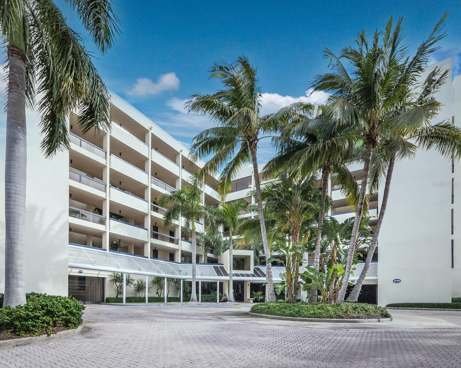 Condominium in LONGBOAT KEY, FL - Daniel Dourado