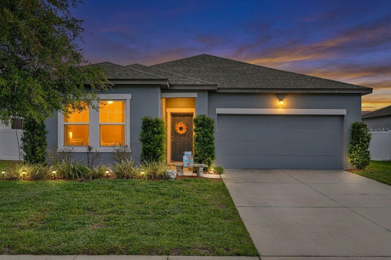 Single Family Residence em DELTONA, FL - Daniel Dourado