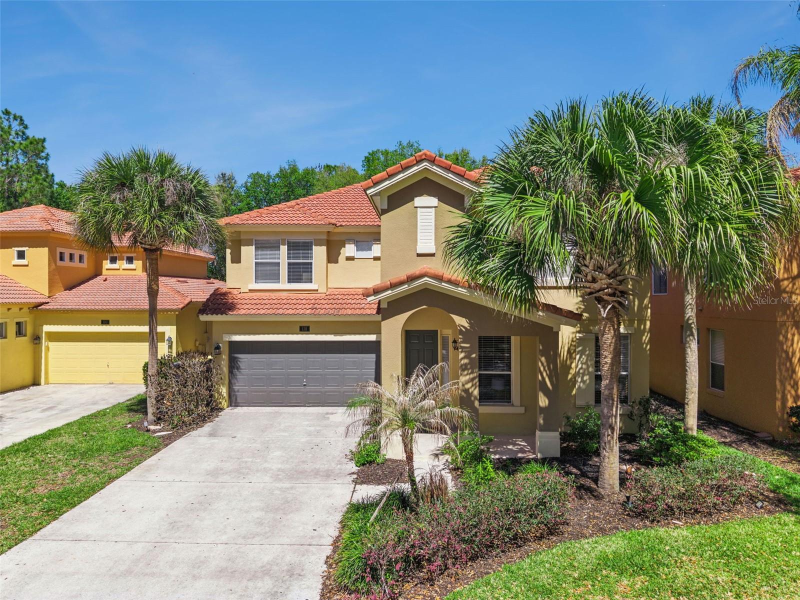 Single Family Residence in DAVENPORT, FL - Daniel Dourado