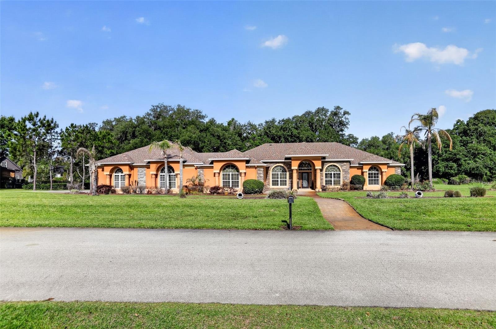 Single Family Residence em CLERMONT, FL - Daniel Dourado