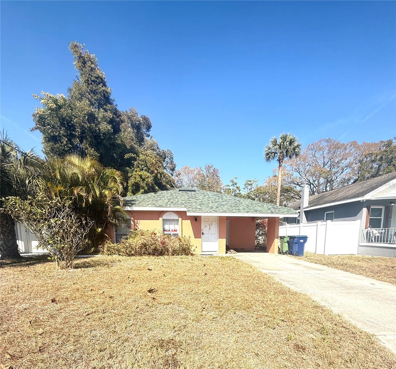 Single Family Residence in TAMPA, FL - Daniel Dourado