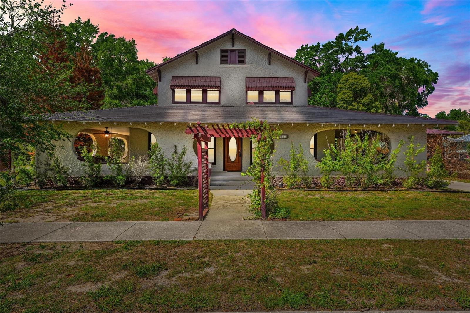 Single Family Residence em UMATILLA, FL - Daniel Dourado