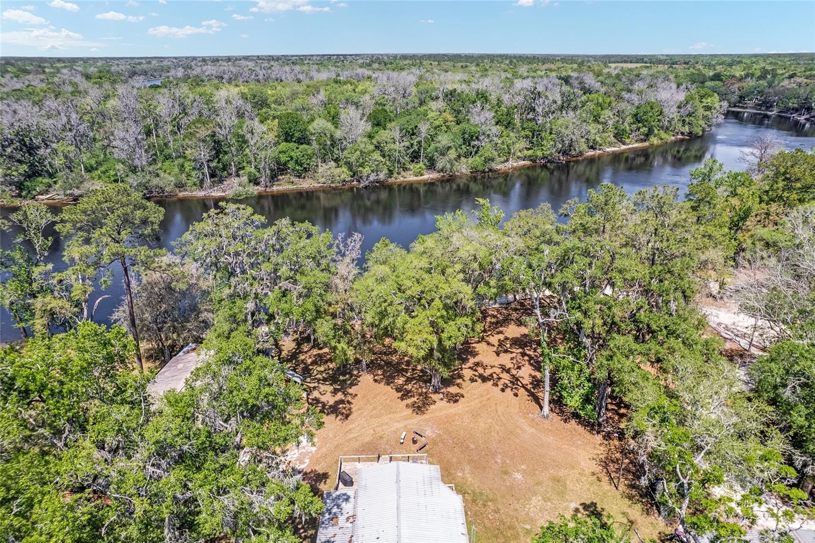 Single Family Residence em BELL, FL - Daniel Dourado