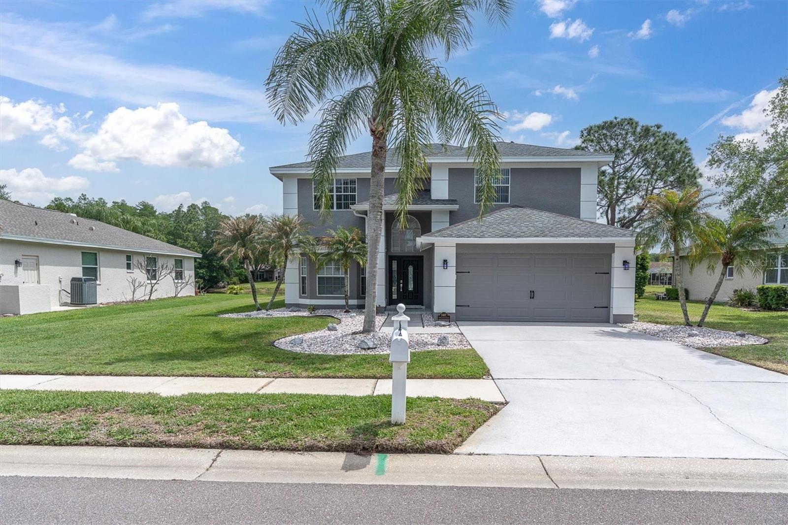 Single Family Residence in PALM HARBOR, FL - Daniel Dourado