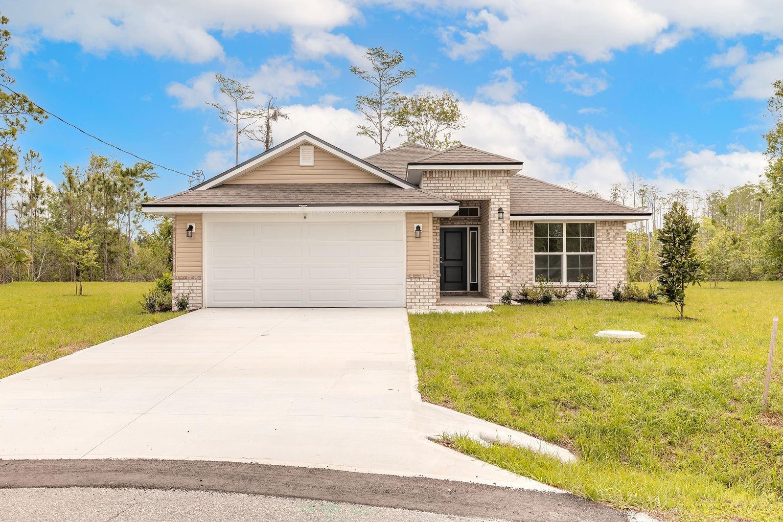 Single Family Residence in PALM COAST, FL - Daniel Dourado
