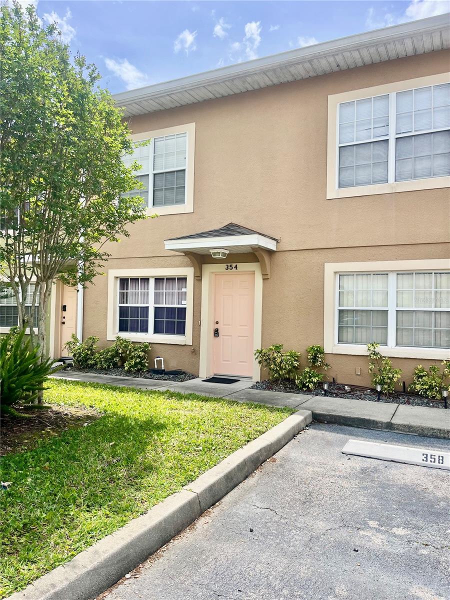 Townhouse in KISSIMMEE, FL - Daniel Dourado