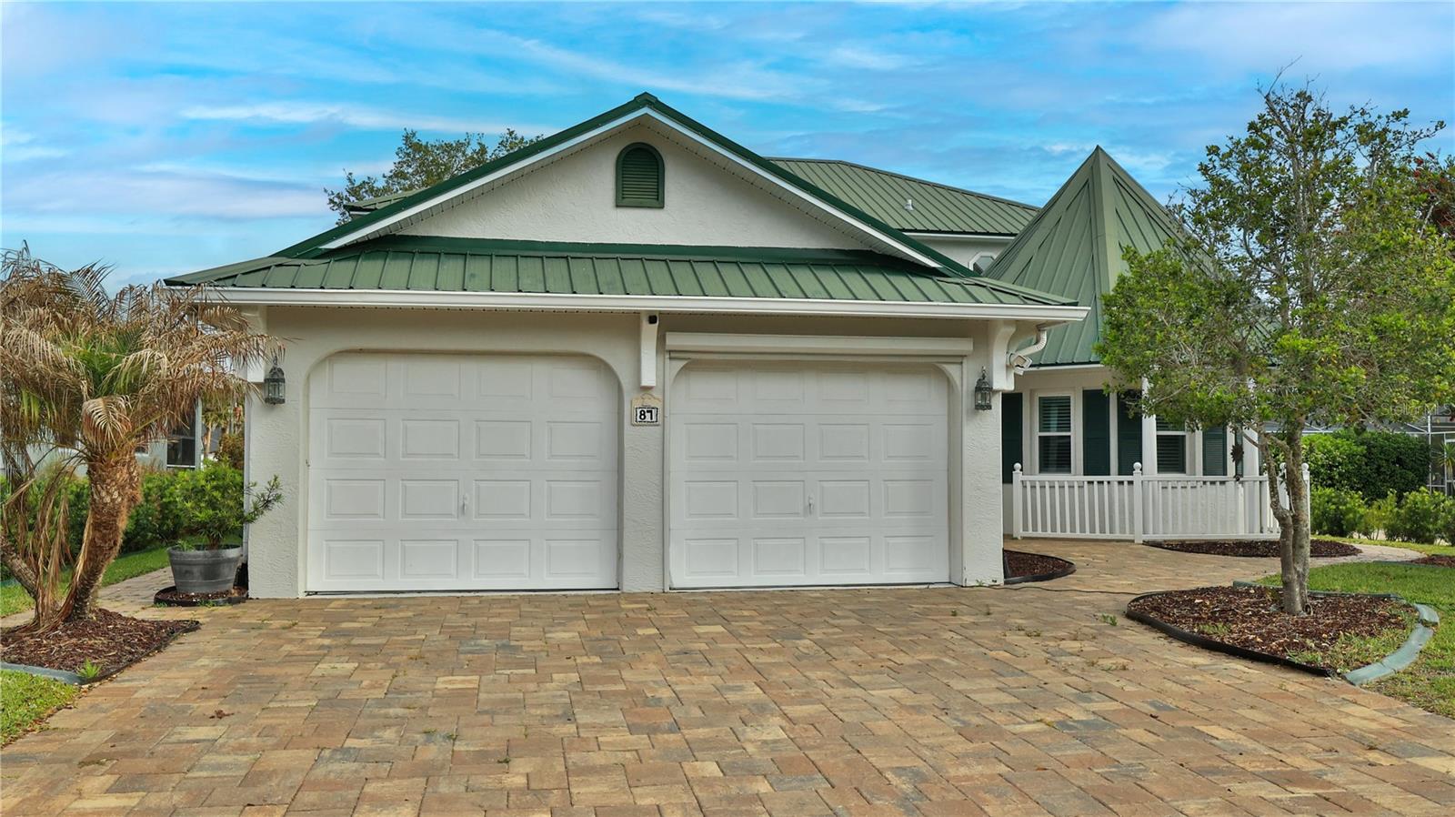 Single Family Residence in PALM COAST, FL - Daniel Dourado