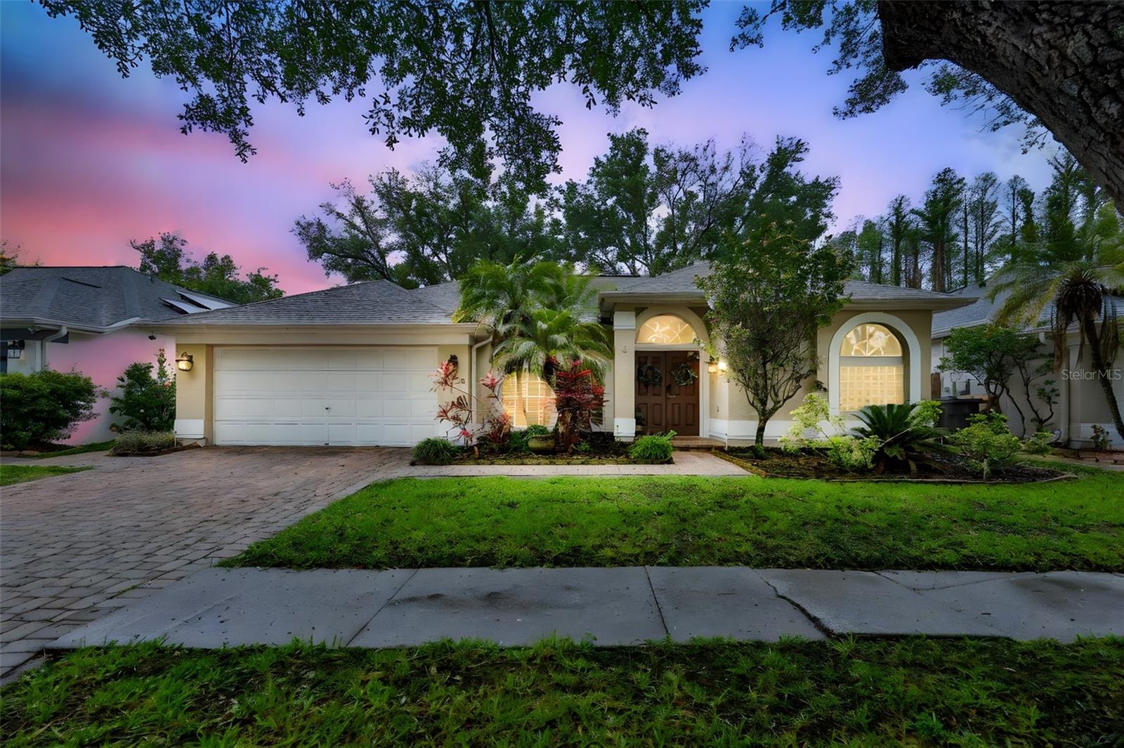 Single Family Residence in TAMPA, FL - Daniel Dourado