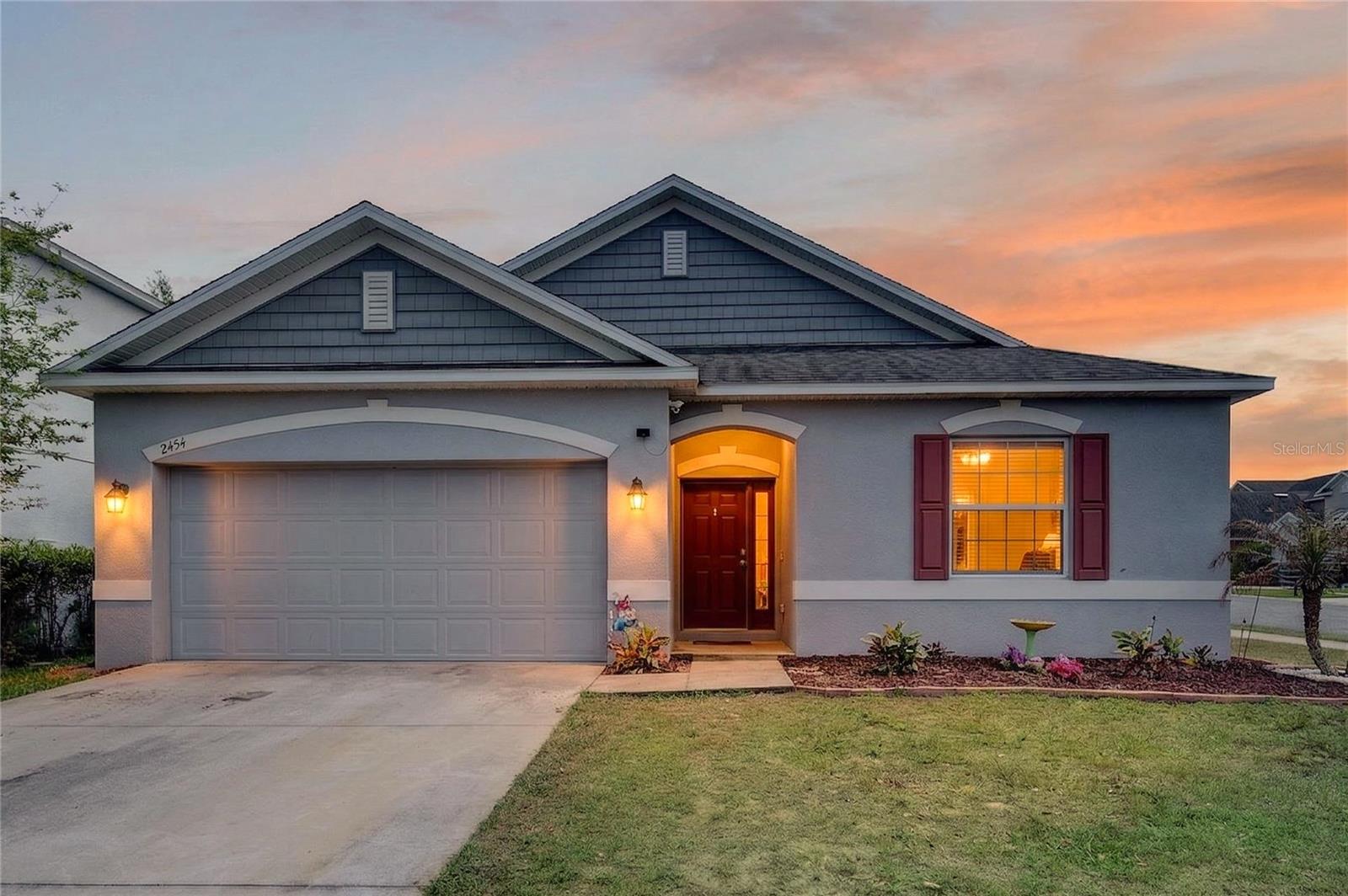 Single Family Residence in TAVARES, FL - Daniel Dourado