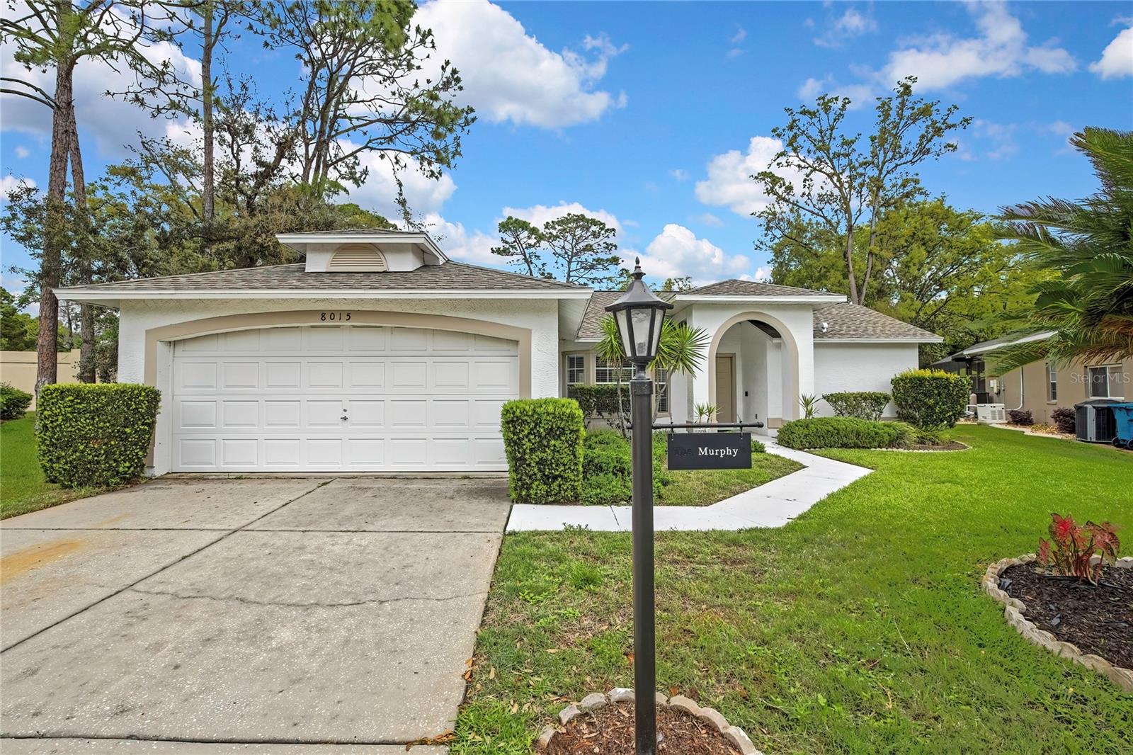 Single Family Residence em SPRING HILL, FL - Daniel Dourado