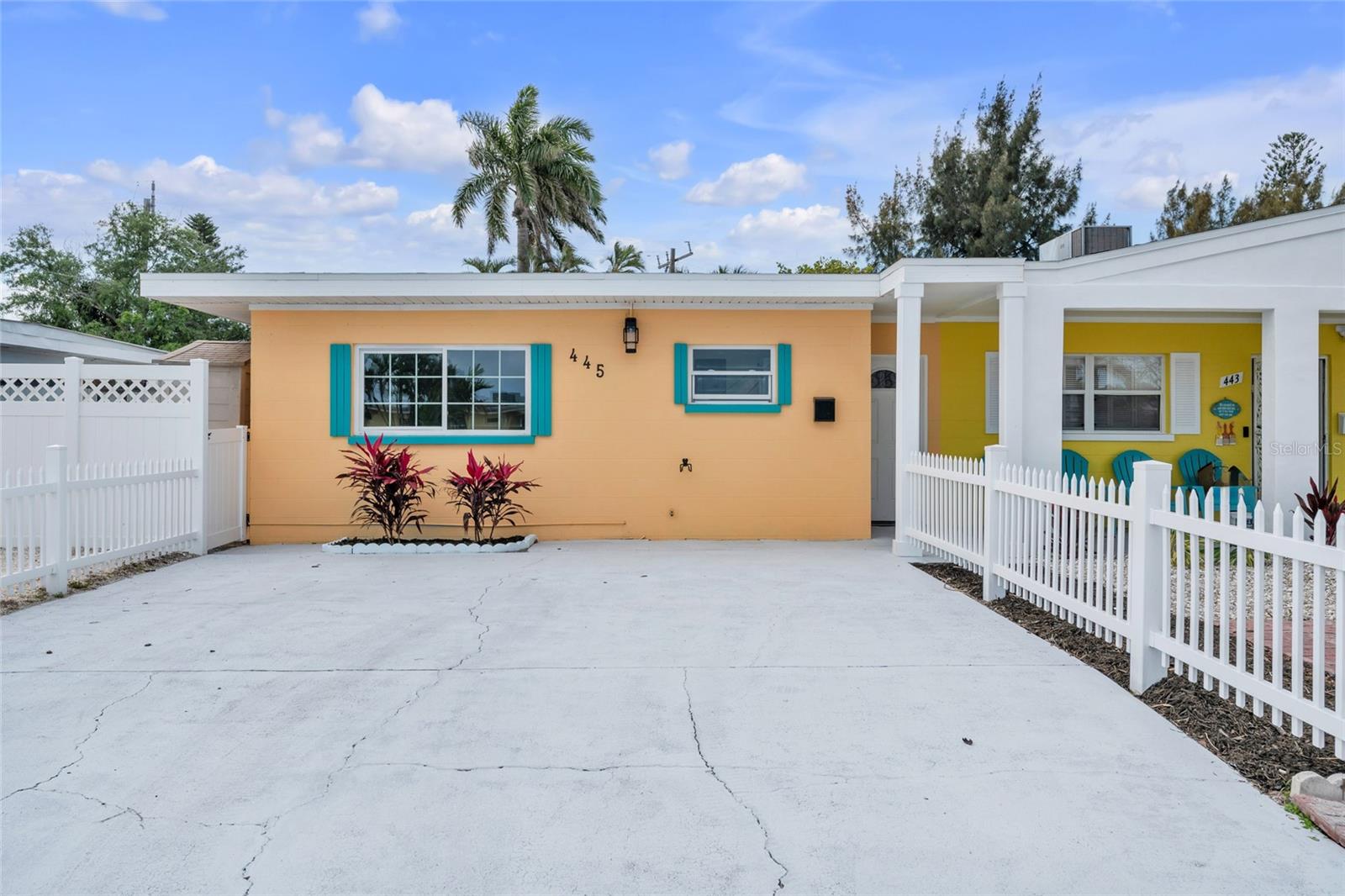 Single Family Residence em HOLMES BEACH, FL - Daniel Dourado
