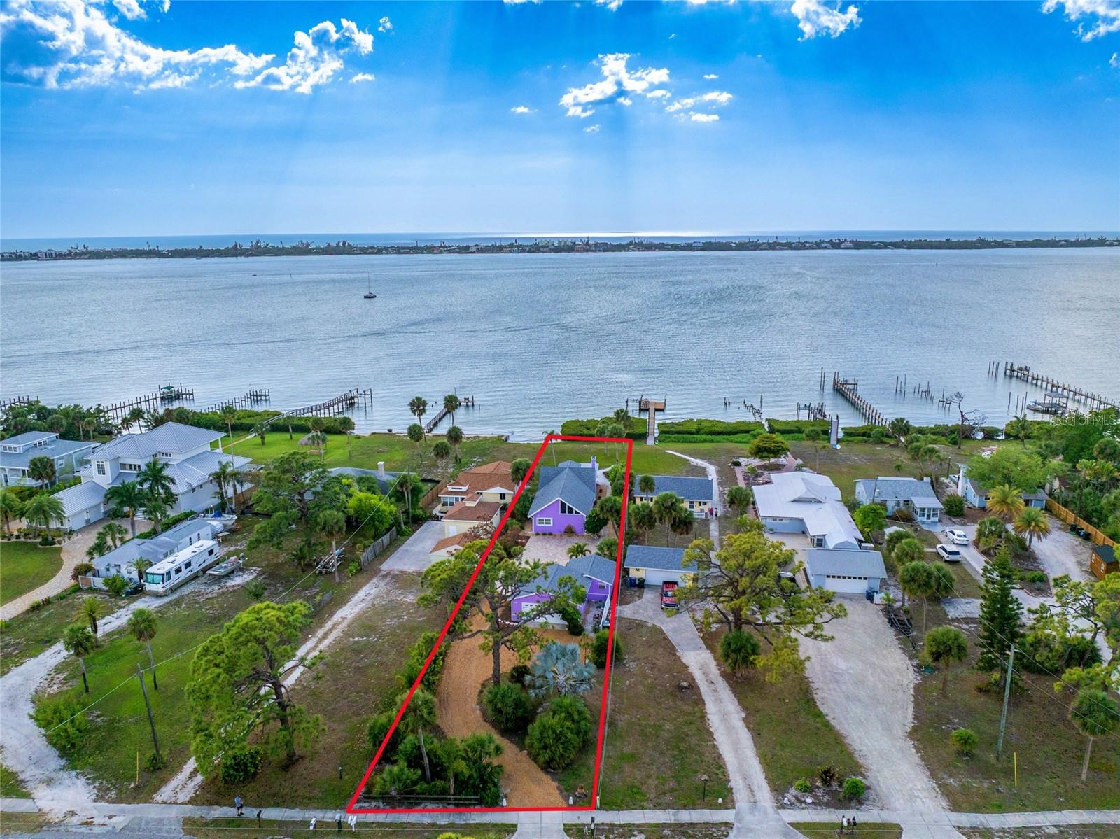 Single Family Residence em ENGLEWOOD, FL - Daniel Dourado