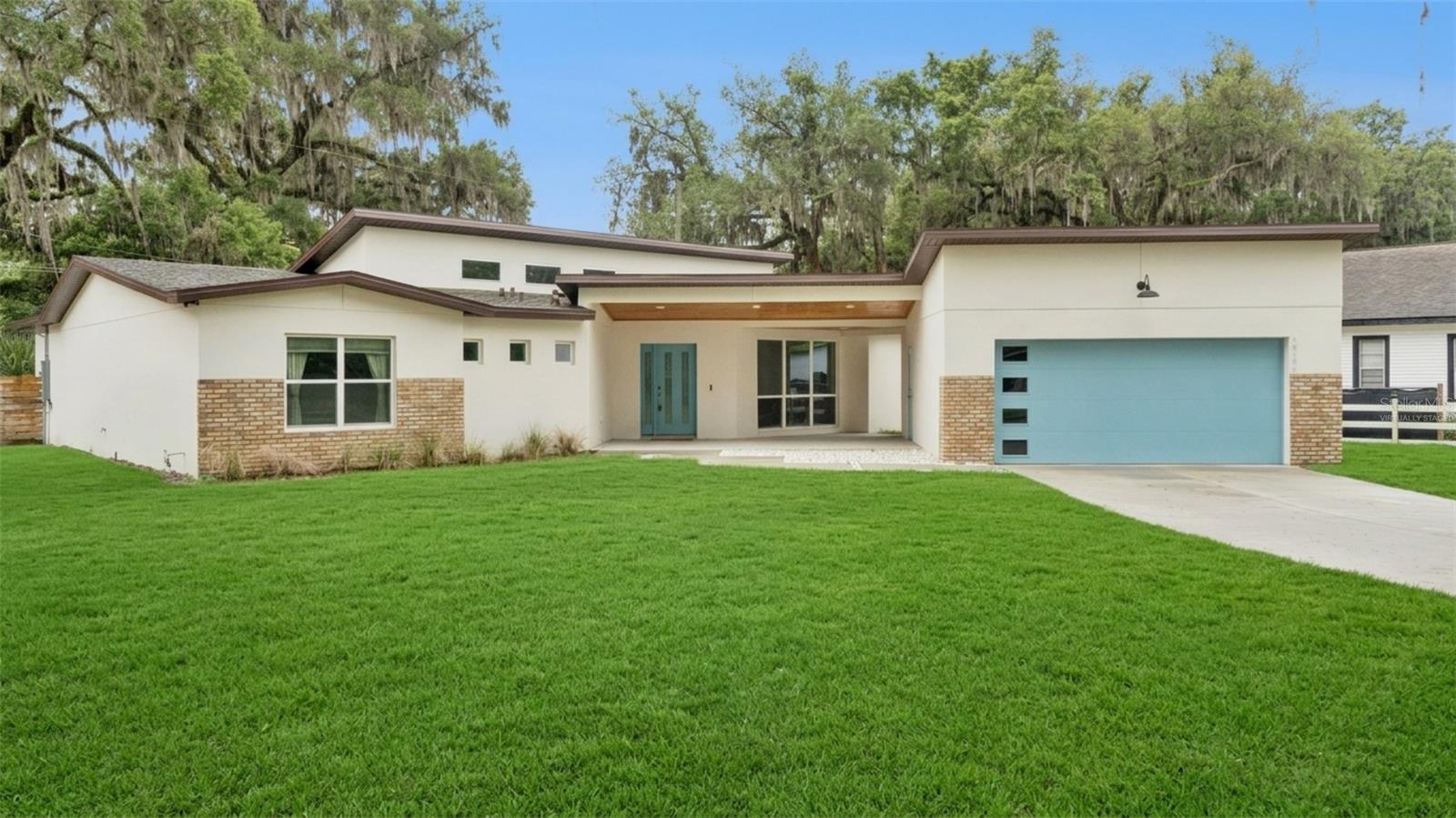 Single Family Residence in SANFORD, FL - Daniel Dourado