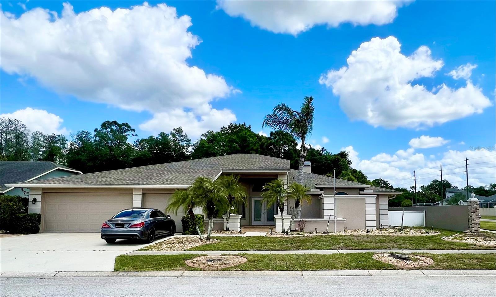 Single Family Residence in NEW PORT RICHEY, FL - Daniel Dourado