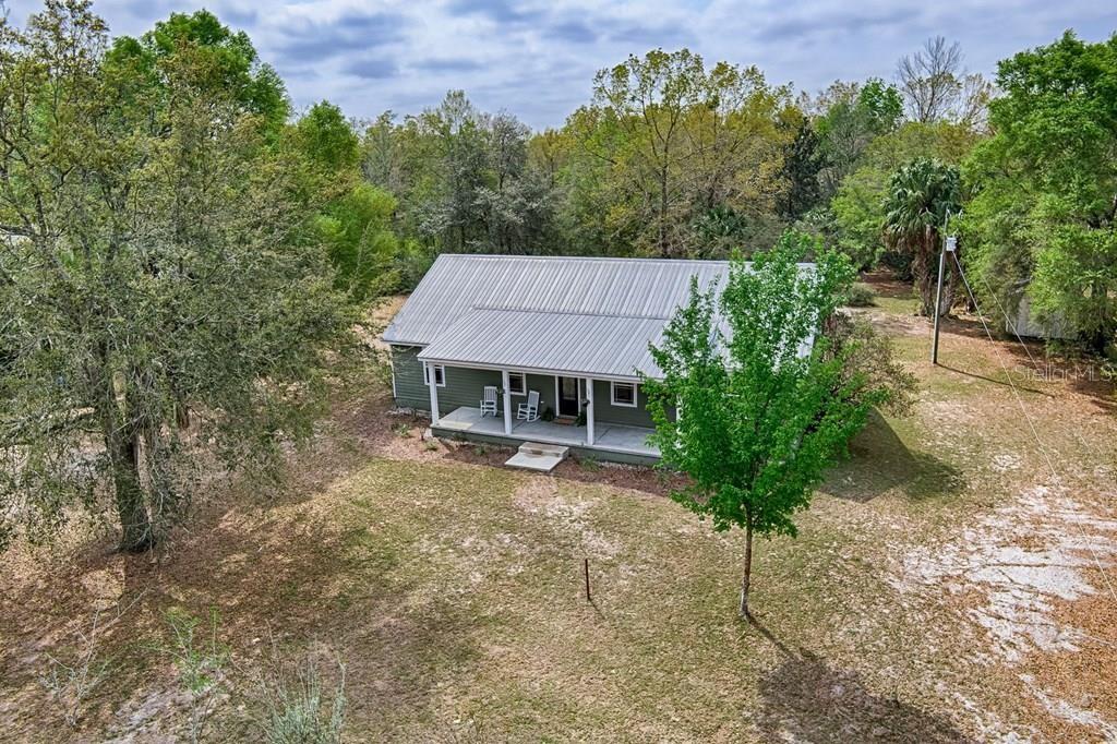 Single Family Residence in CHIEFLAND, FL - Daniel Dourado