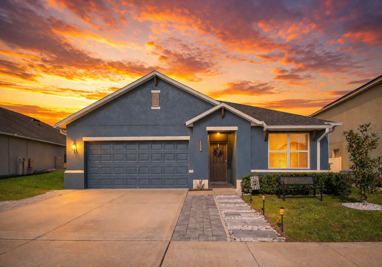 Single Family Residence in DAVENPORT, FL - Daniel Dourado