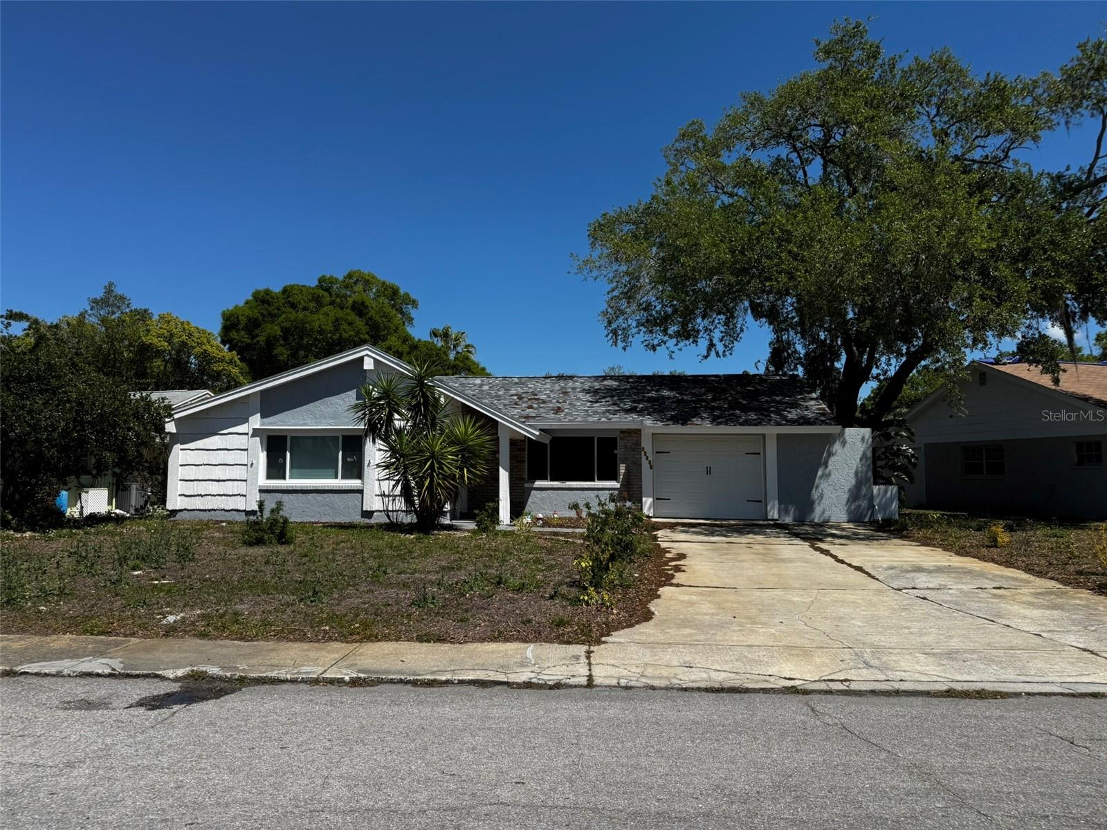 Single Family Residence in HUDSON, FL - Daniel Dourado