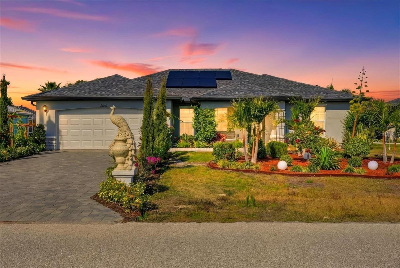 Single Family Residence in PUNTA GORDA, FL - Daniel Dourado