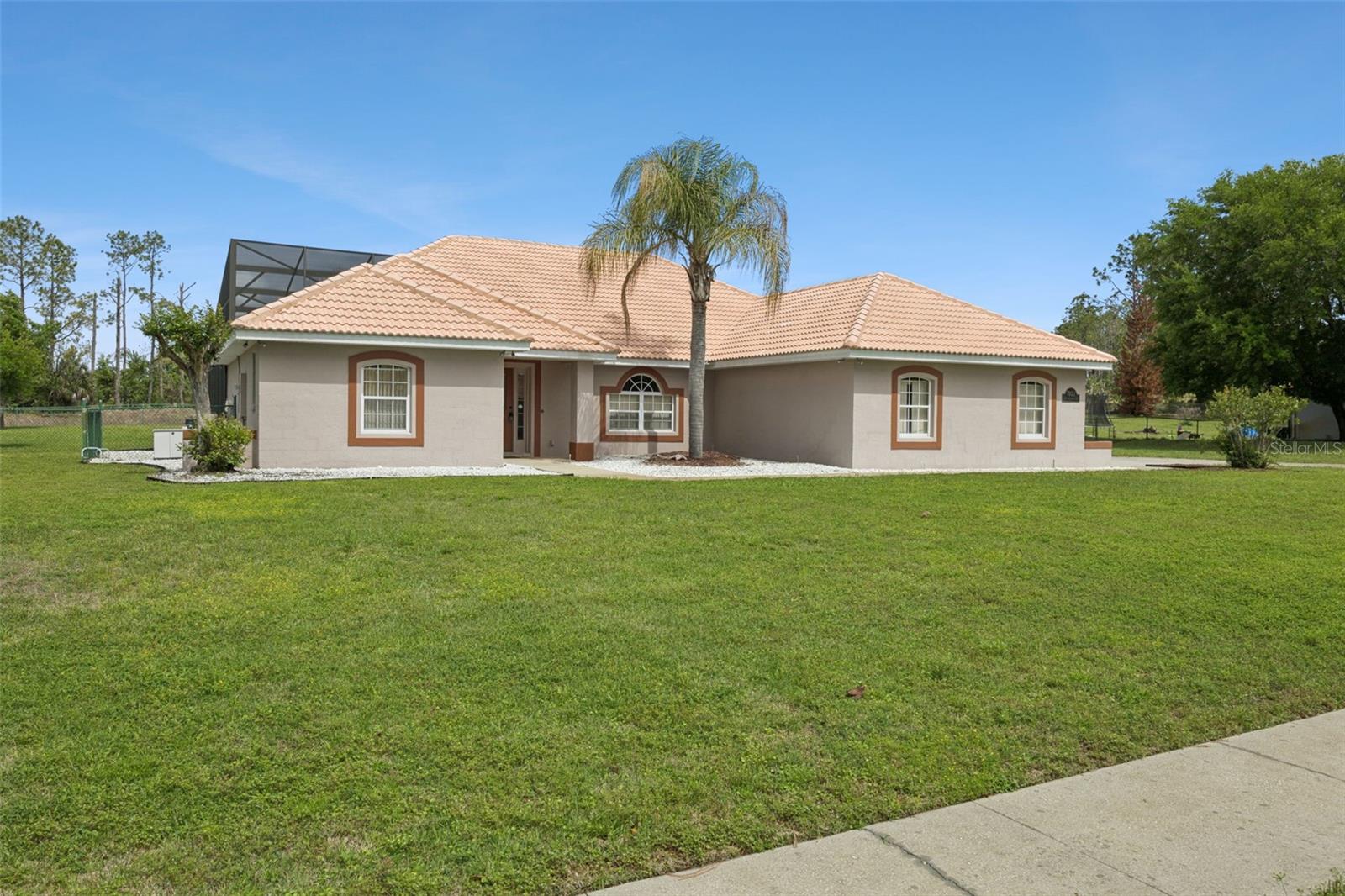 Single Family Residence em CLERMONT, FL - Daniel Dourado