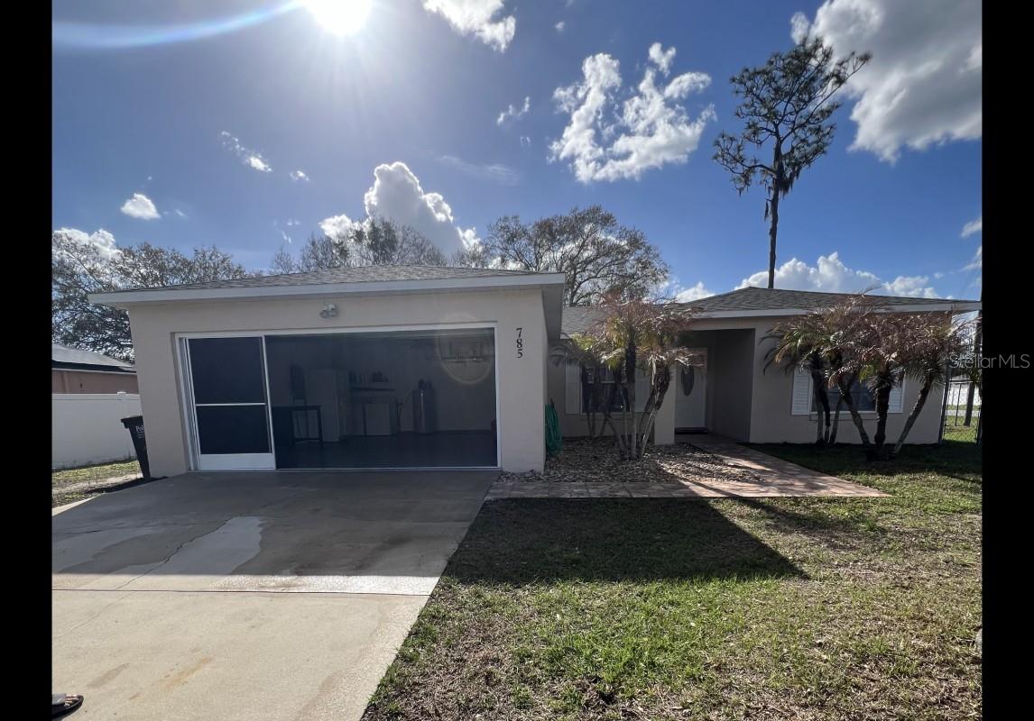 Single Family Residence in KISSIMMEE, FL - Daniel Dourado