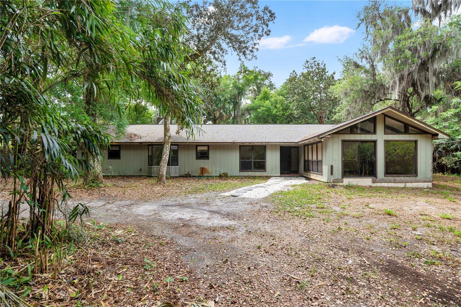 Single Family Residence em GENEVA, FL - Daniel Dourado