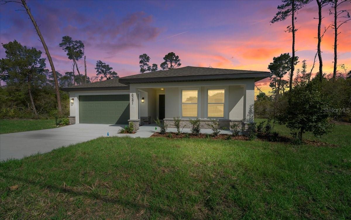 Single Family Residence em SPRING HILL, FL - Daniel Dourado