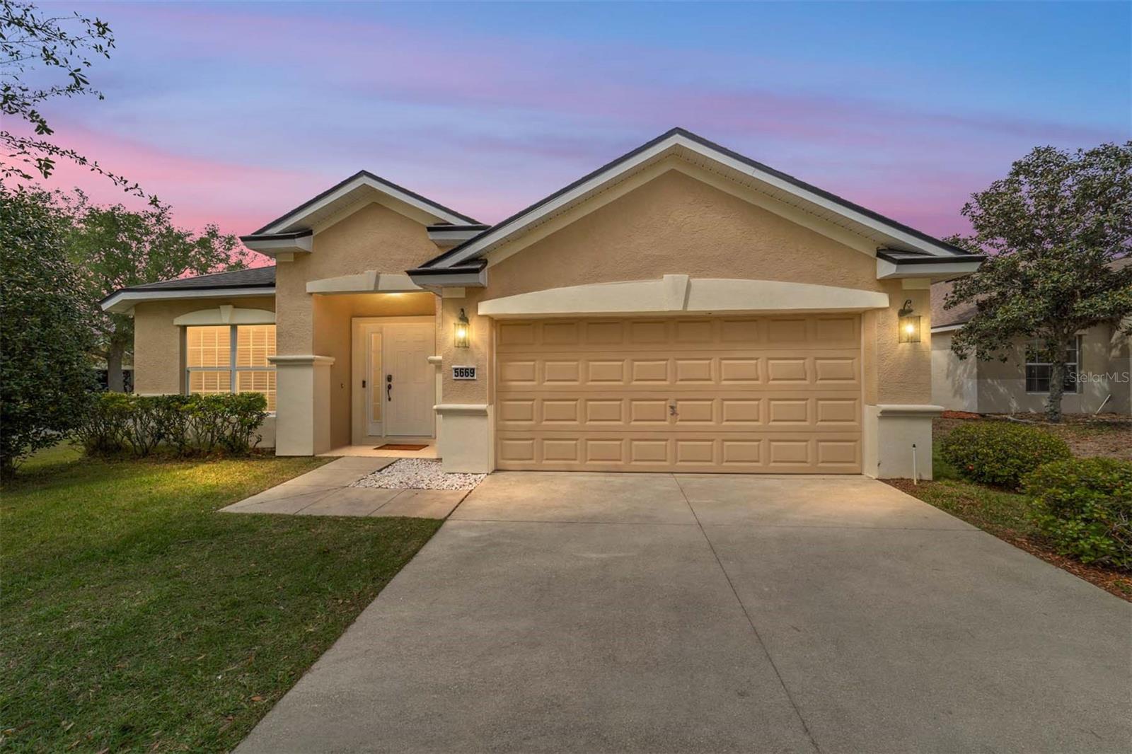Single Family Residence in OCALA, FL - Daniel Dourado