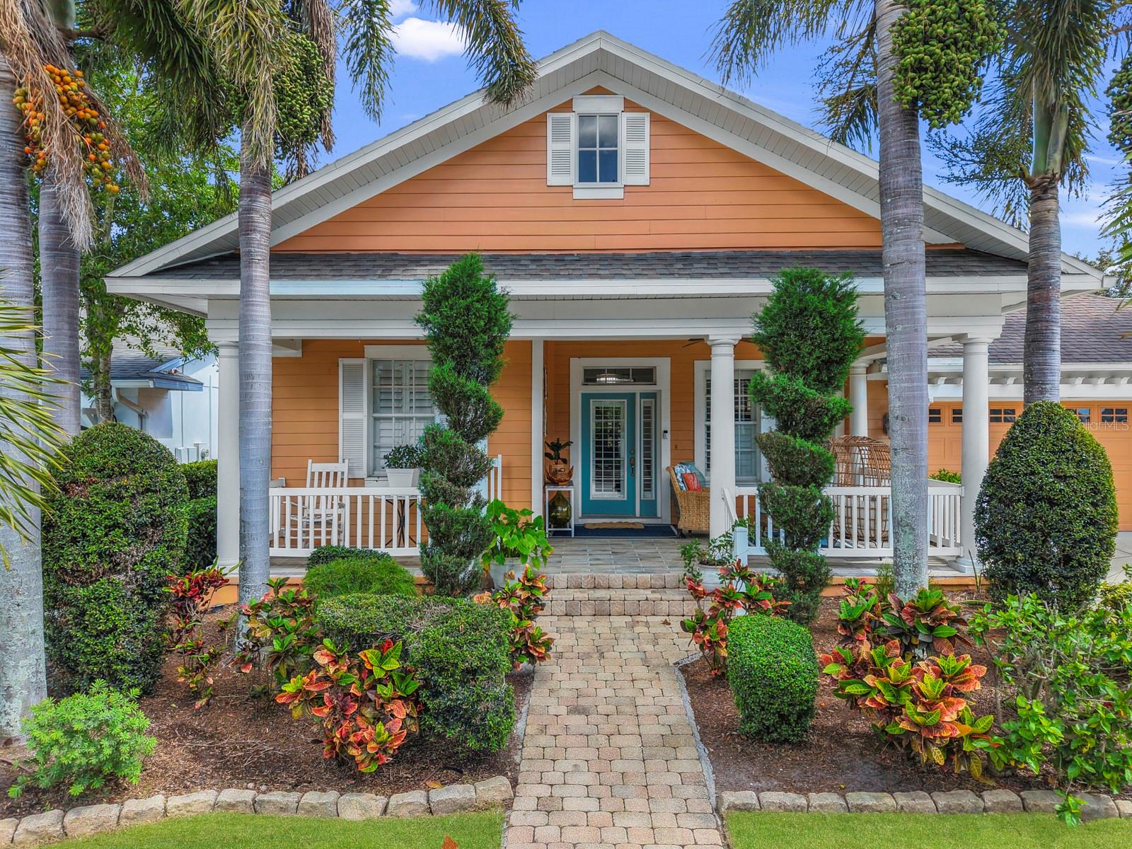 Single Family Residence in APOLLO BEACH, FL - Daniel Dourado