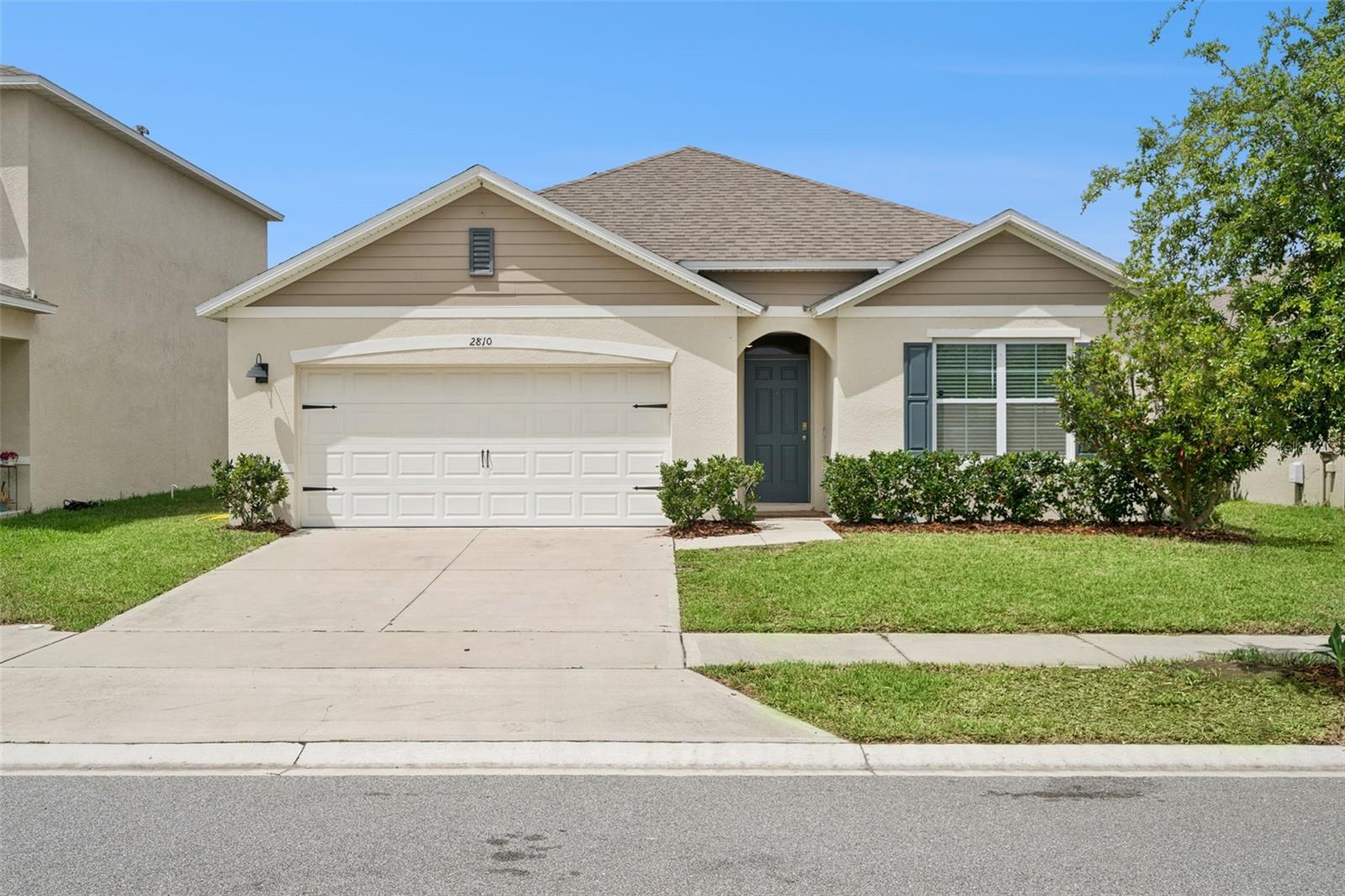 Single Family Residence in HARMONY, FL - Daniel Dourado