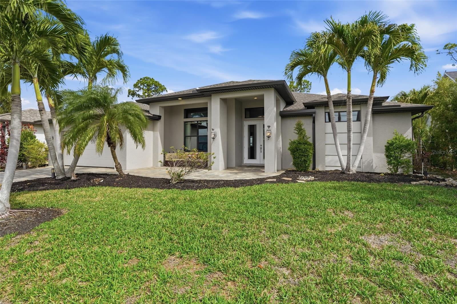 Single Family Residence em CAPE CORAL, FL - Daniel Dourado