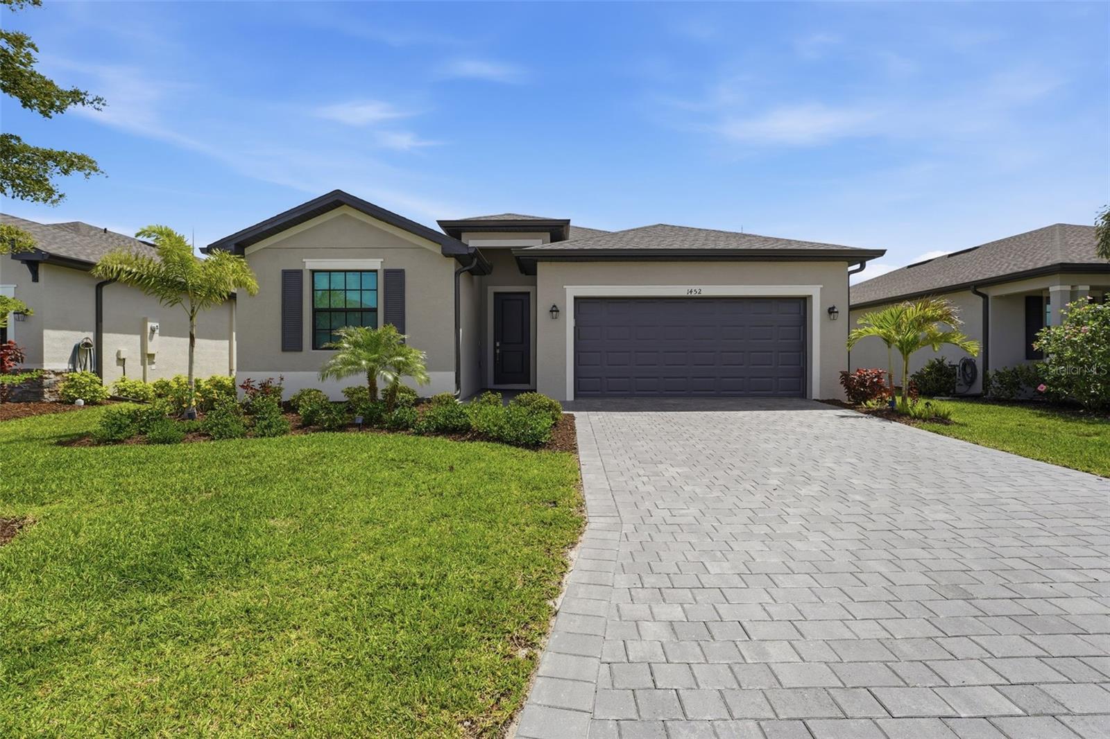 Single Family Residence in PORT CHARLOTTE, FL - Daniel Dourado