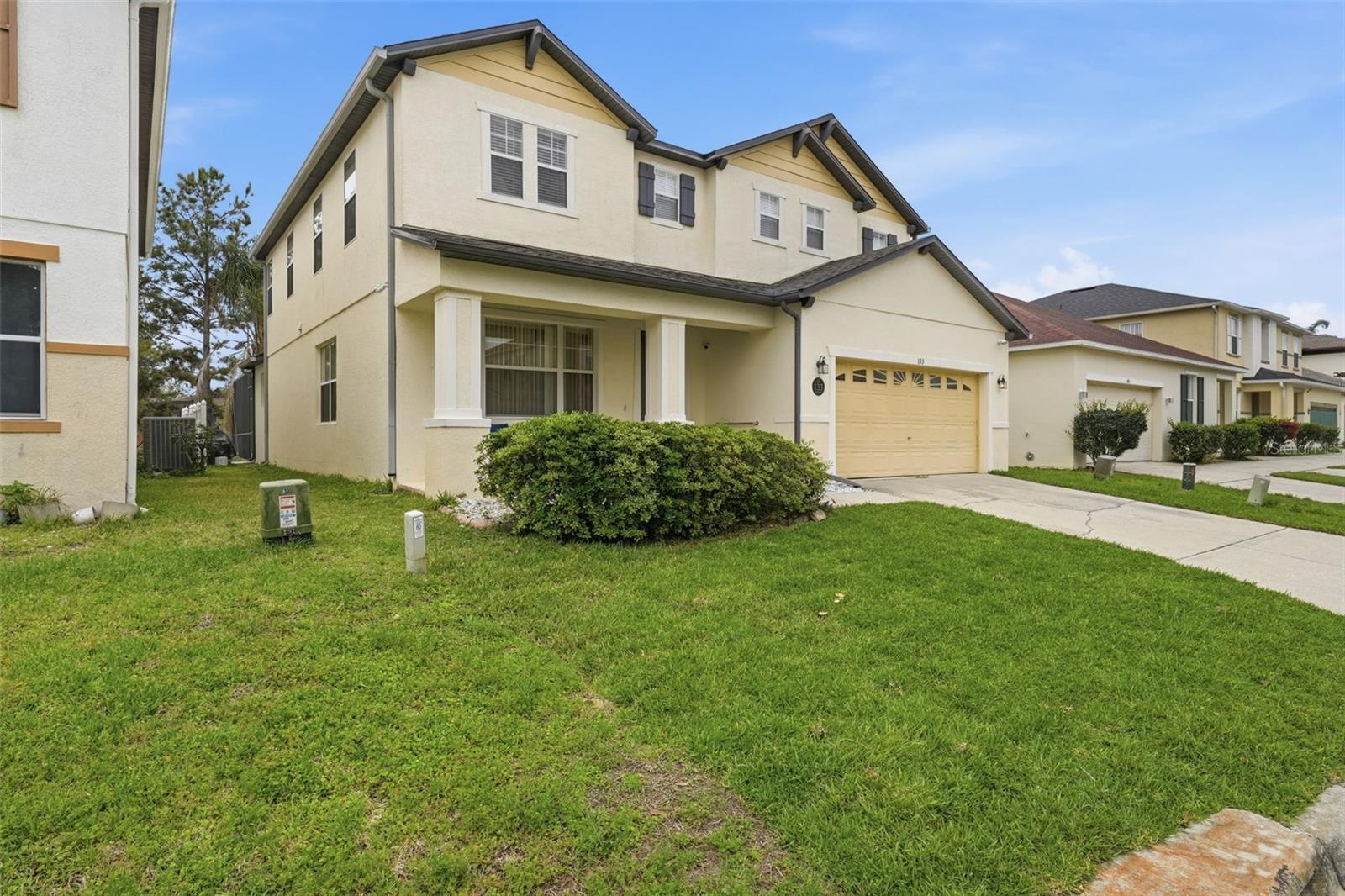 Single Family Residence in DAVENPORT, FL - Daniel Dourado